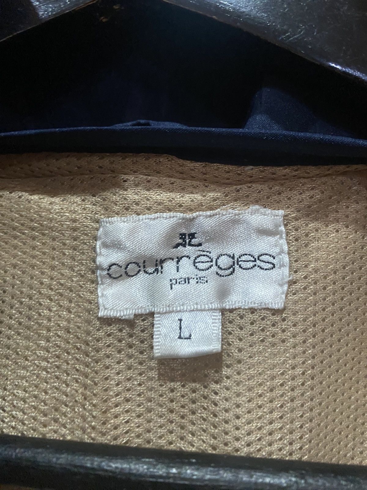 Courreges Vintage Courrèges Paris Beige Windbreaker Jacket 90s Sporty Size US M / EU 48-50 / 2 - 5 Thumbnail