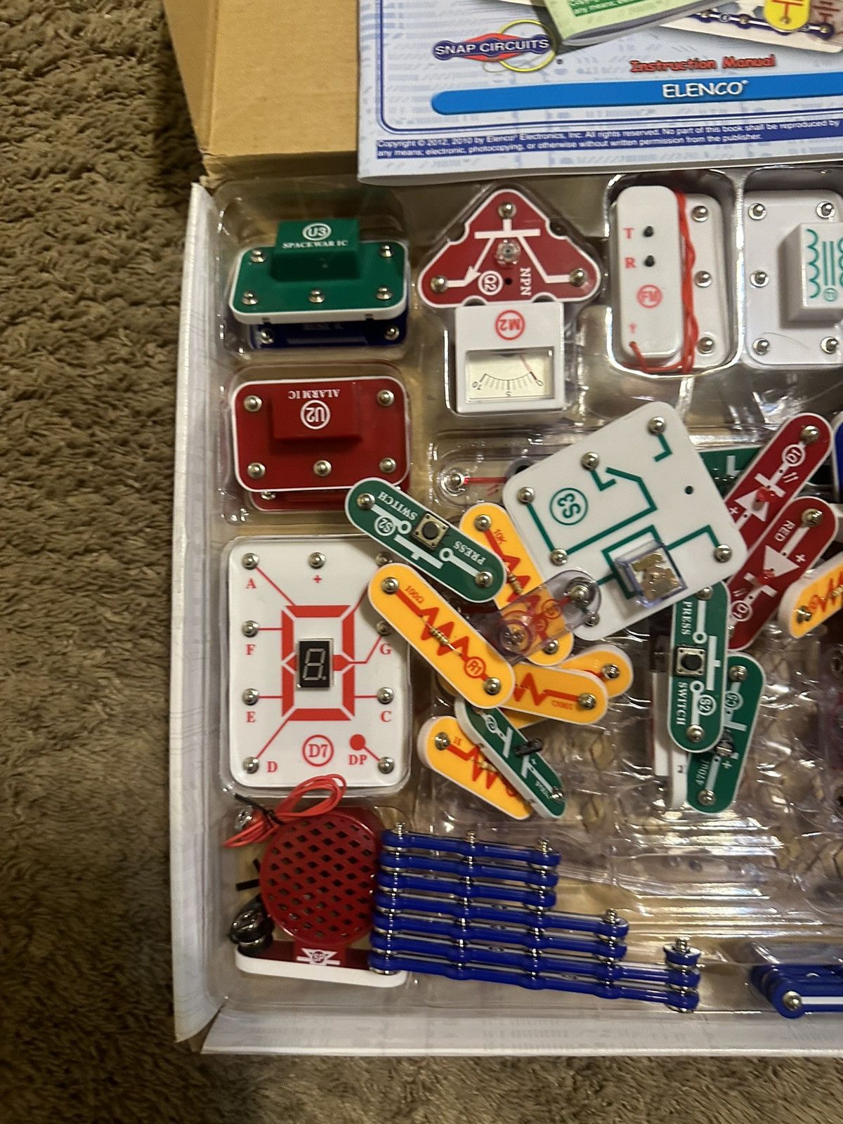 Sony × Vintage Elenco Snap Circuits Pro SC-500 Over 500 Electronic Kit Size US L / EU 52-54 / 3 - 5 Thumbnail