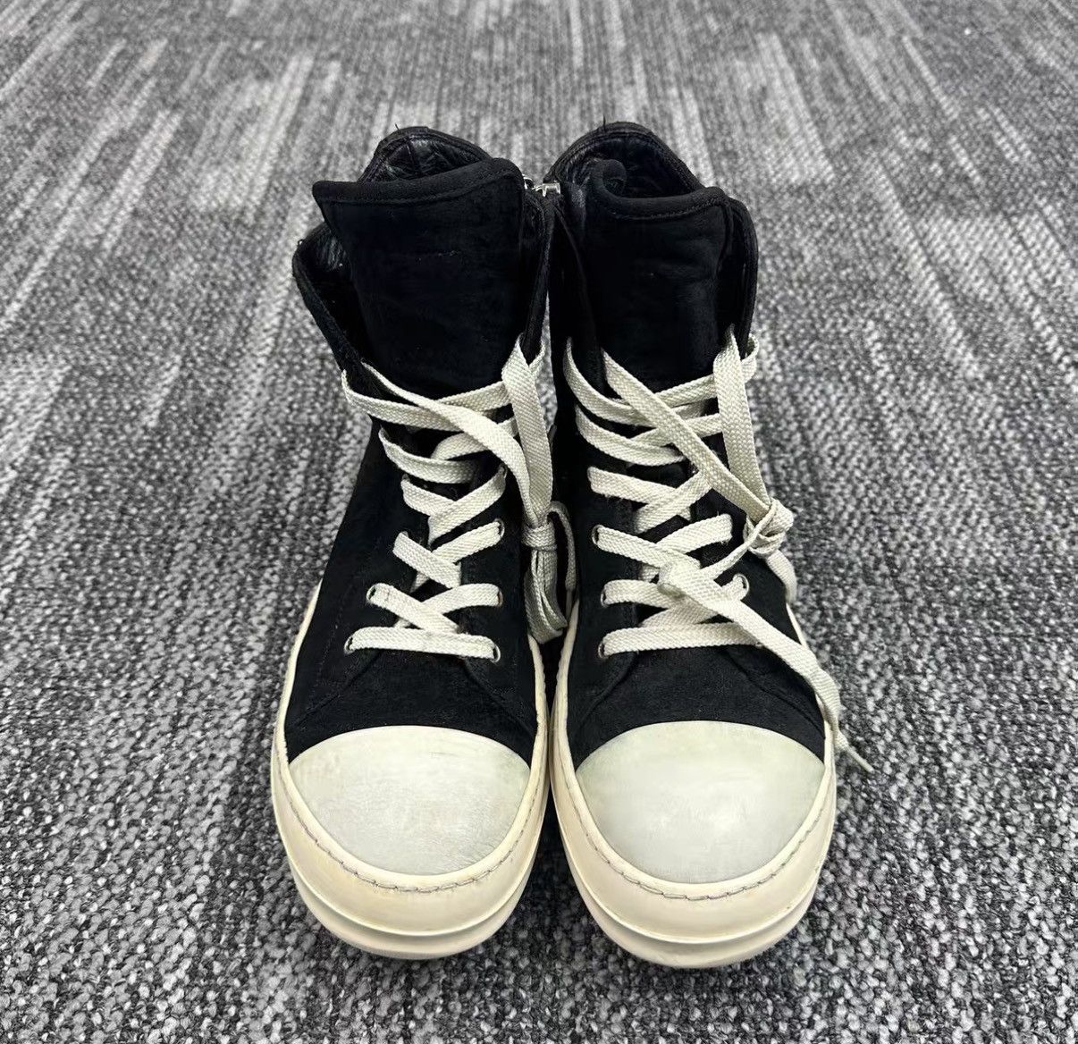 Rick Owens Rick Owens High-top Black and White Sneakers J42 Size US 8 / EU 41 - 2 Thumbnail