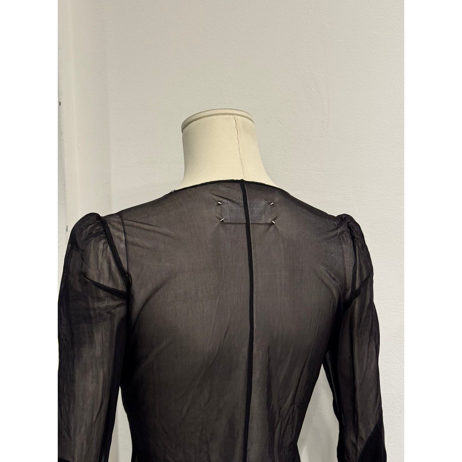 Maison Margiela A/W1991-1992 Maison Margiela cigarette shoulder mesh top Size M / US 6-8 / IT 42-44 - 8 Thumbnail