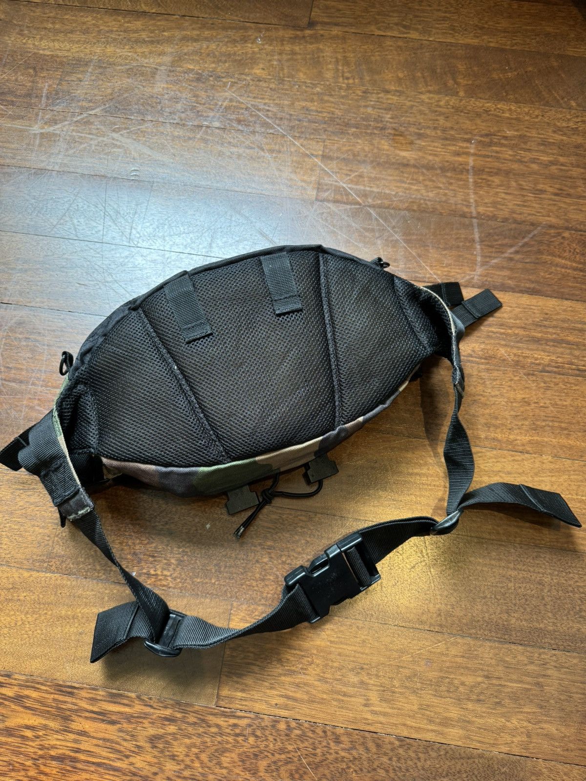 Japanese Brand SOIL CAMOUFLAGE PATTERN WAIST BAG Size ONE SIZE - 3 Thumbnail