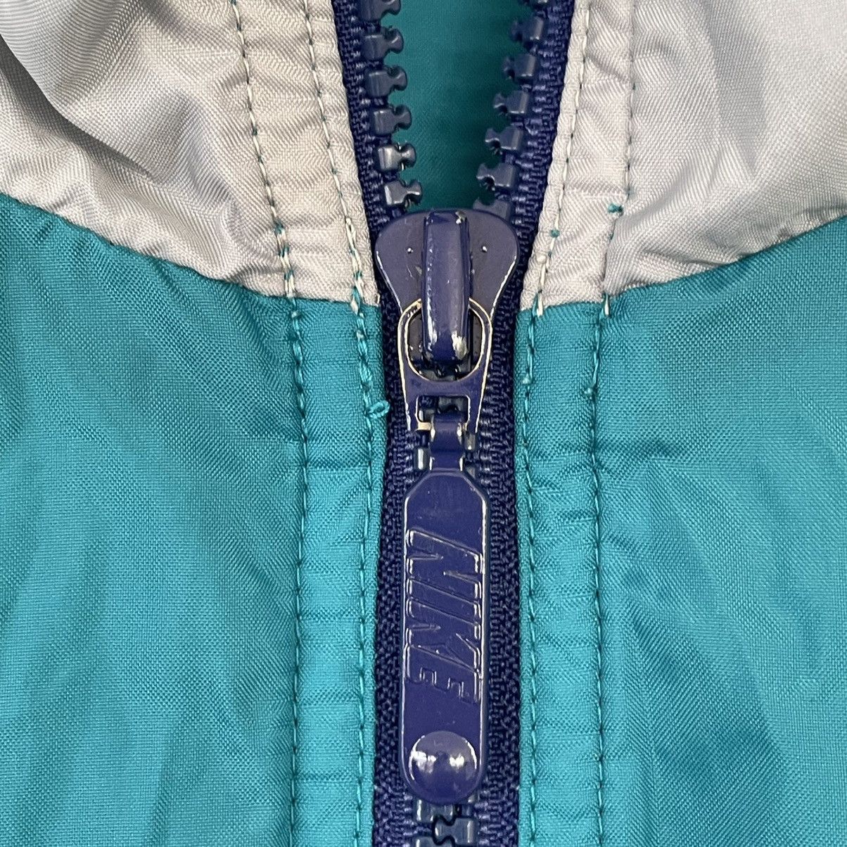 Nike Vintage Nike 90’s Tracksuit zip-up Jacket y2k size L Size US L / EU 52-54 / 3 - 12 Thumbnail