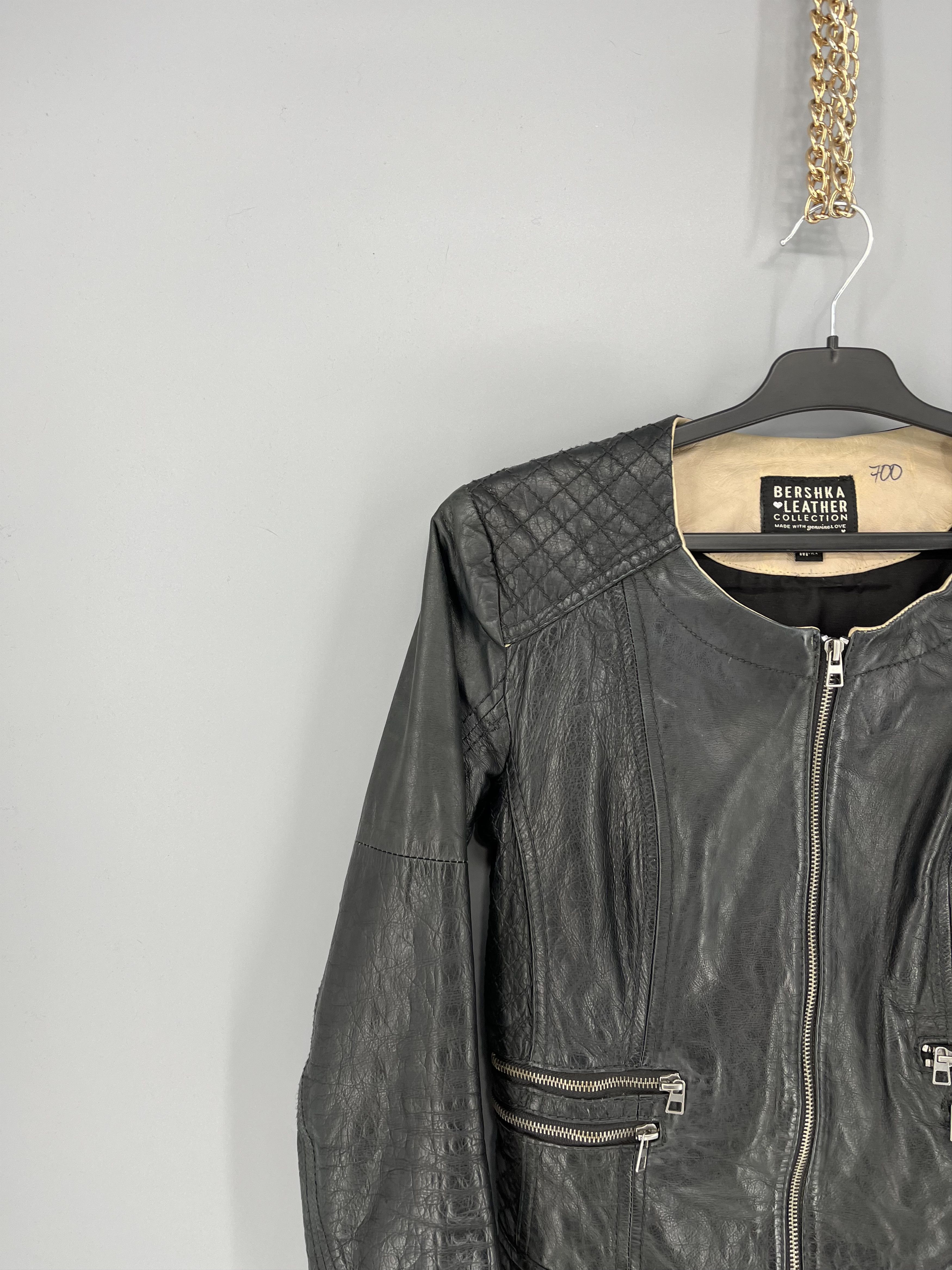 Bershka Bershka Black Authentic Leather Fitted Motorcycle Jacket Size M / US 6-8 / IT 42-44 - 4 Thumbnail