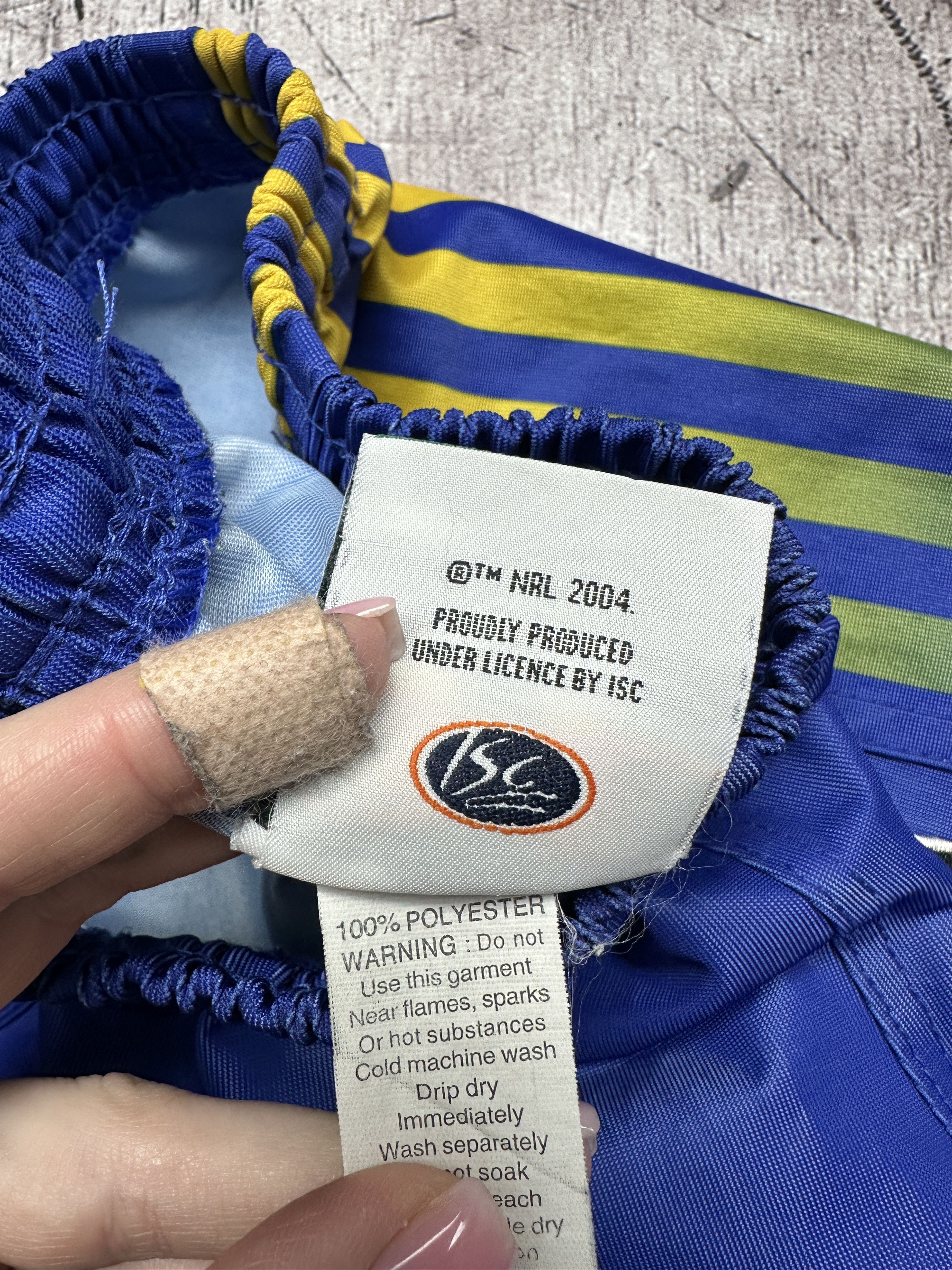 Vintage Subaru NRL Vintage Rugby Team 2004 Vintage Shorts Size US 30 / EU 46 - 7 Thumbnail
