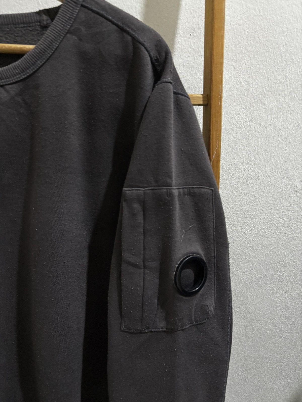 C.P. Company Vtg Cp Company Lens Sweatshirt Size US XL / EU 56 / 4 - 2 Thumbnail