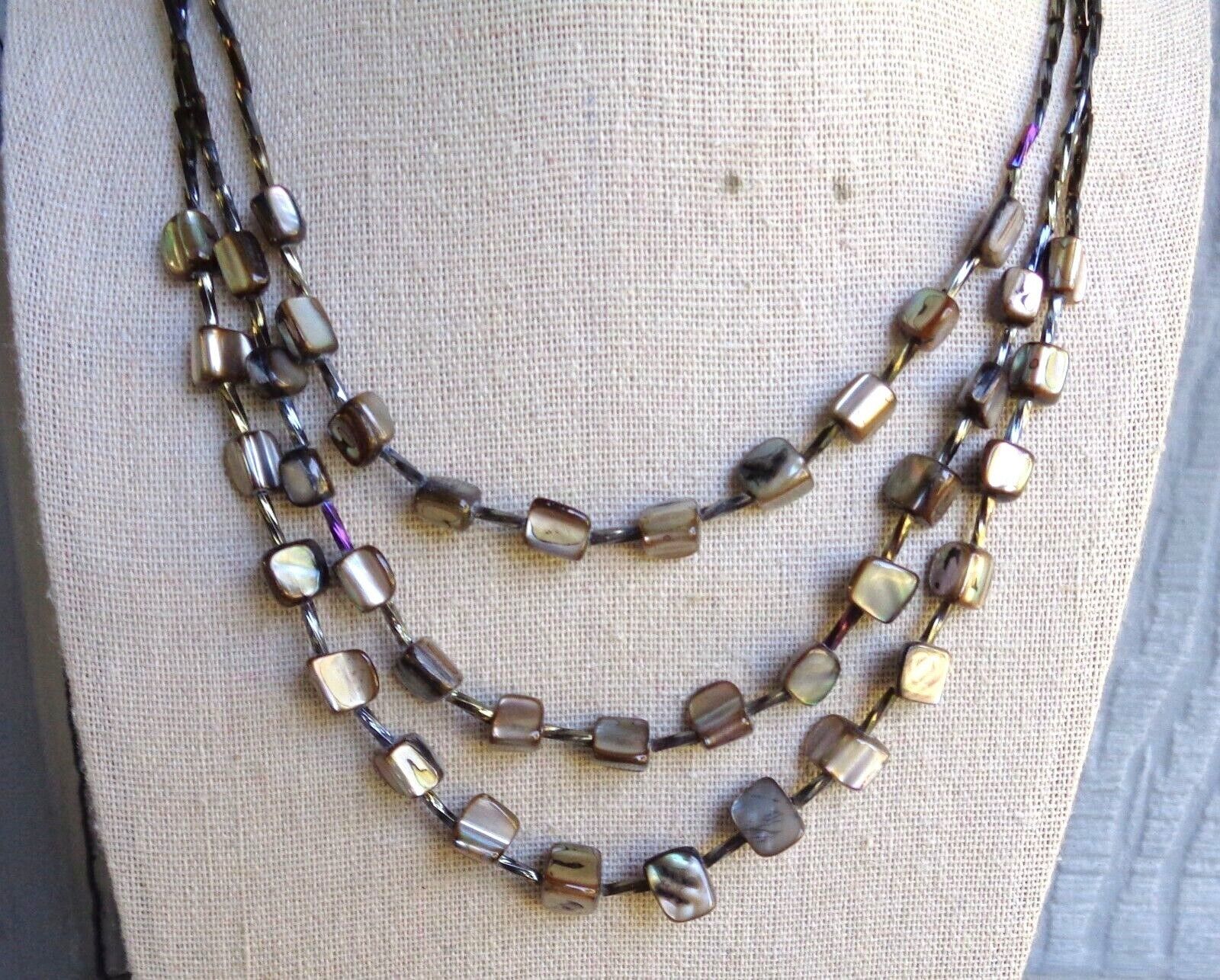 Other MOP Mother Of Pearl Shell Nugget Bead Layered Necklace Size ONE SIZE - 2 Thumbnail