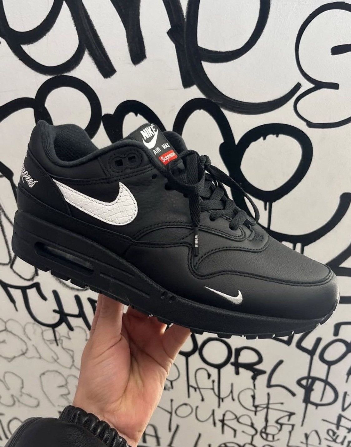 Supreme x Nike Air Max 1 '87 SP Black