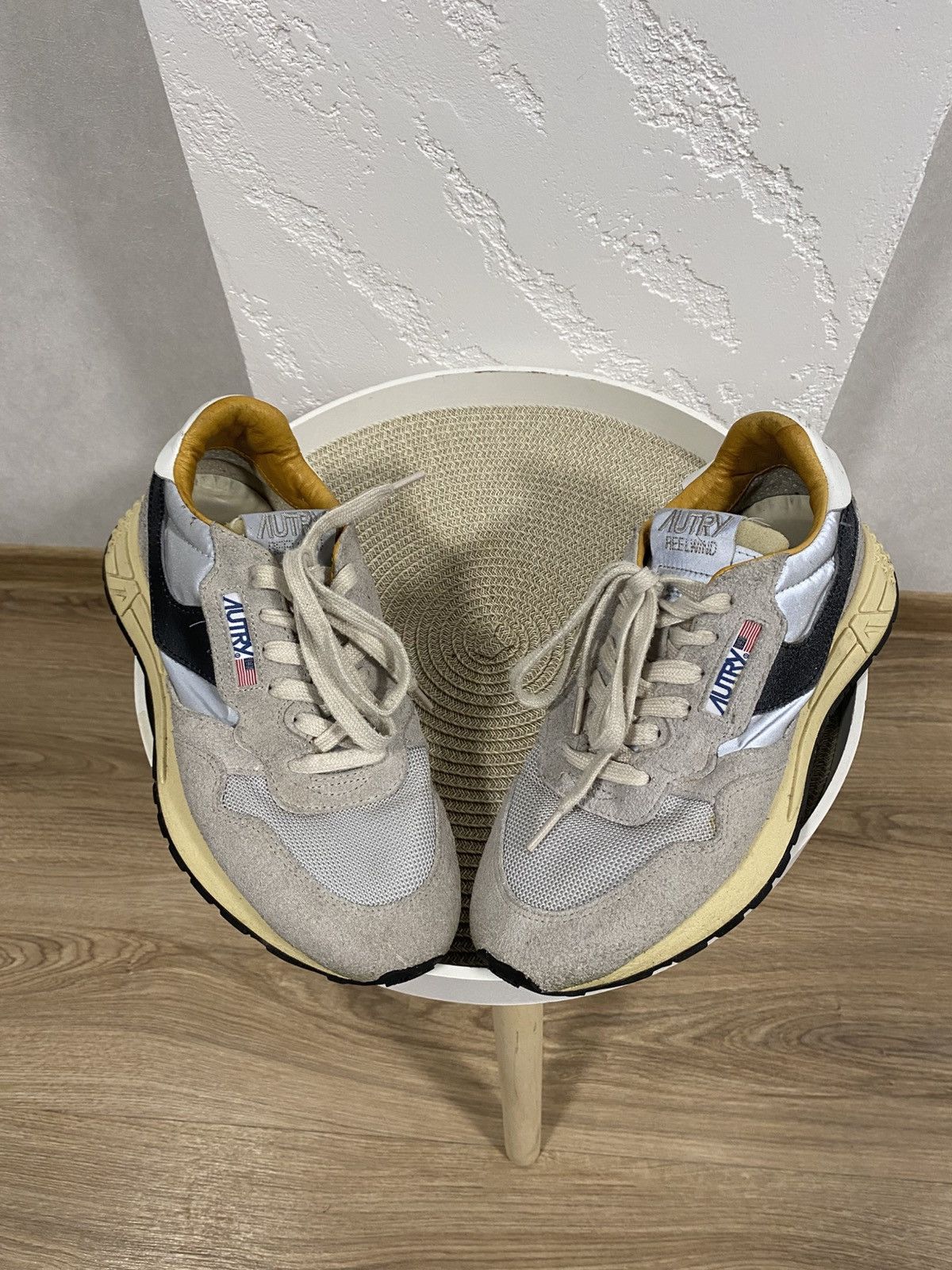 AUTRY Autry Reelwind Sneakers Size: 40 Size US 7 / EU 40 - 1 Thumbnail