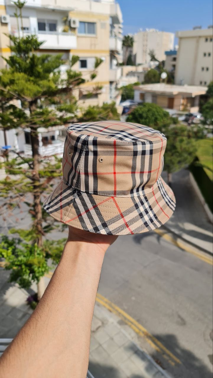 Burberry Check Technical Cotton Bucket Hat Size ONE SIZE - 1 Thumbnail