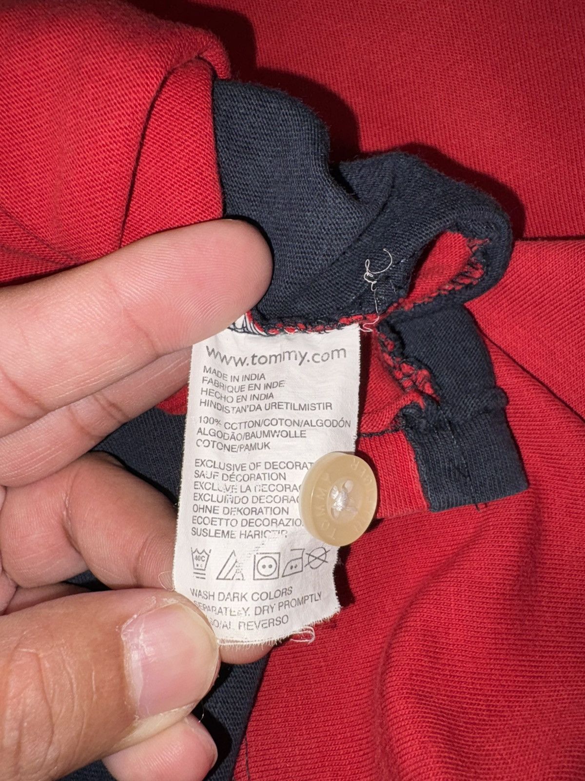 Tommy Hilfiger Vintage Tommy Hilfiger Diagonal Split Rugby Shirt H85 Patch Size US L / EU 52-54 / 3 - 9 Thumbnail