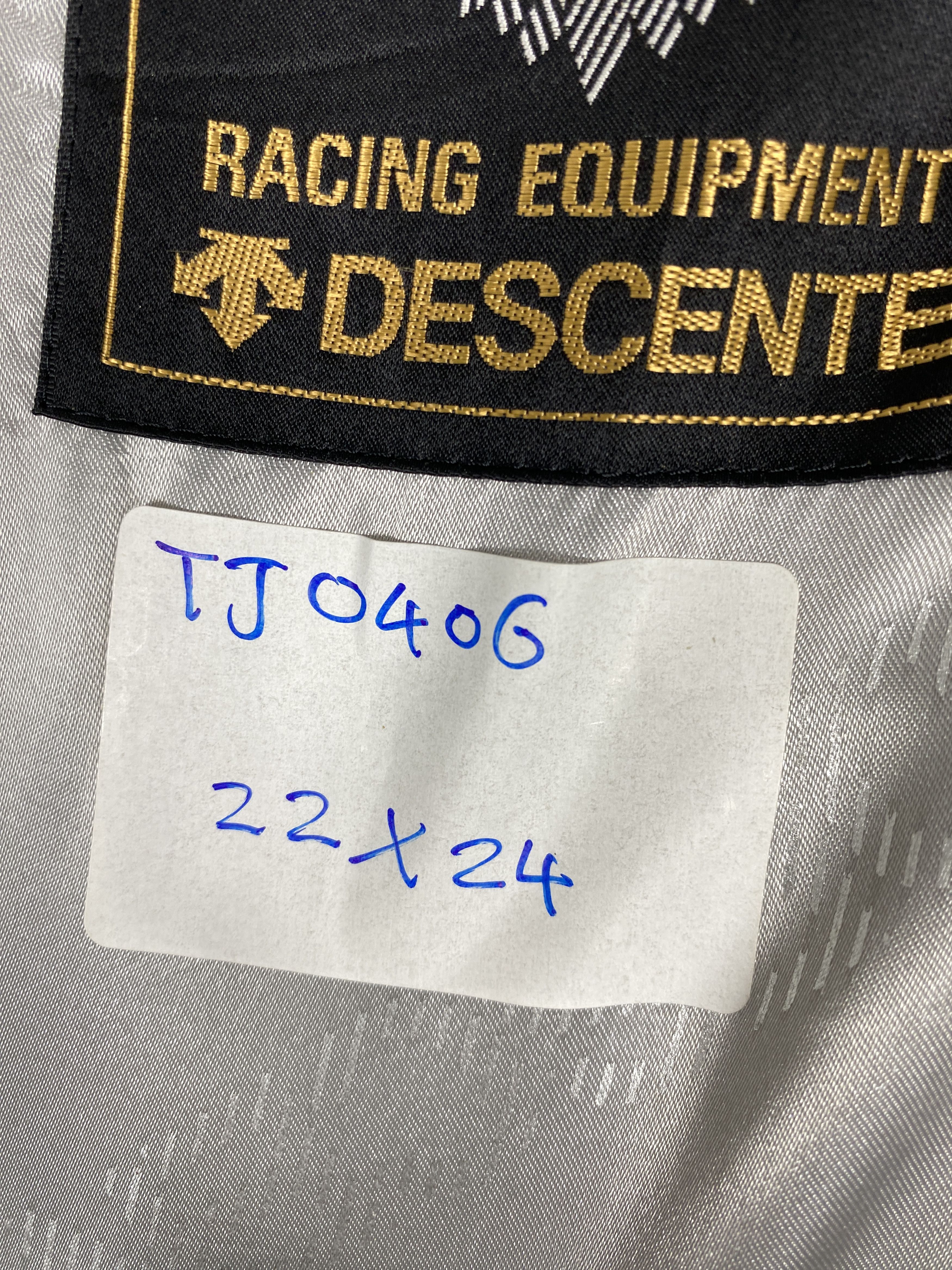 Descente Vintage Descente Multi Pocket Ski Vests Size US L / EU 52-54 / 3 - 14 Thumbnail