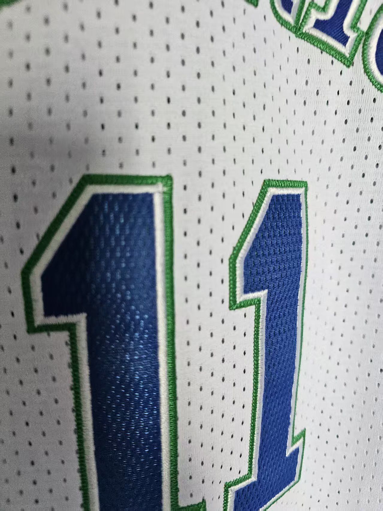 NBA Dallas Mavericks #11 Kyrie Irving Jersey Double Stitched Size US M / EU 48-50 / 2 - 4 Thumbnail
