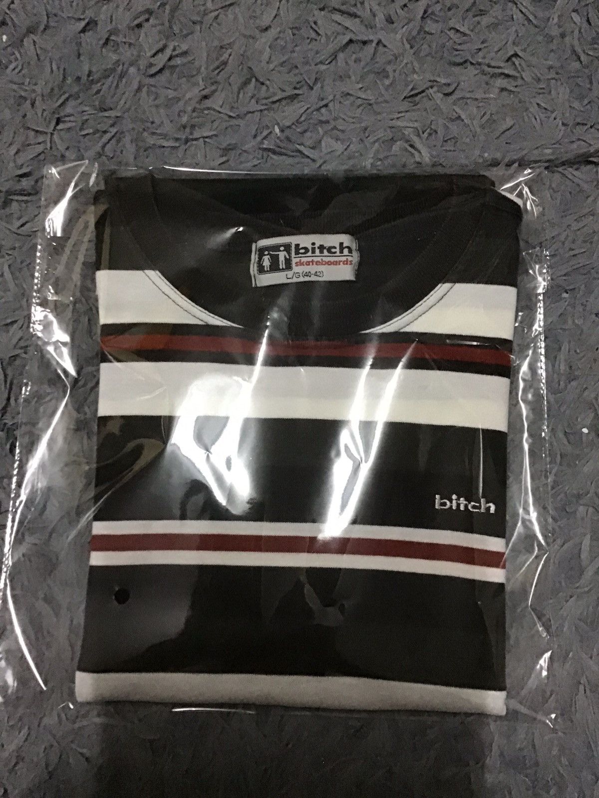 Other × Vintage Vintage bi*ch skateboarding stripe black red green white Size US M / EU 48-50 / 2 - 8 Thumbnail