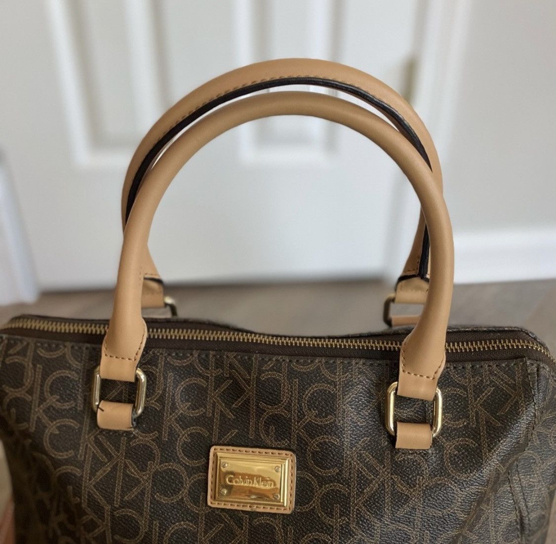 Calvin Klein CALVIN KLEIN LEATHER CK LOGO SATCHEL PURSE HANDBAG Size ONE SIZE - 2 Thumbnail