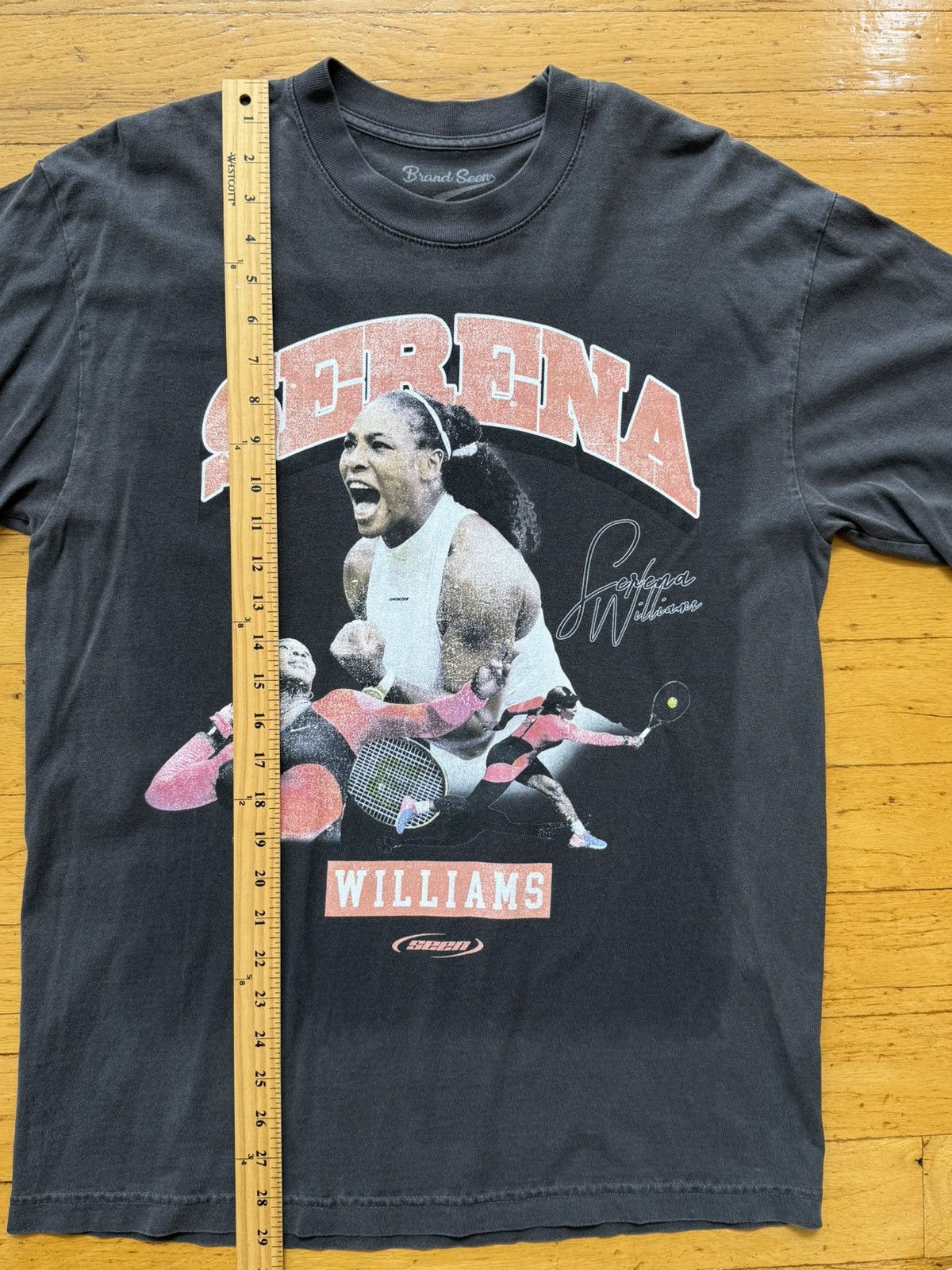 brand seen serena williams vintage t shirt Tops