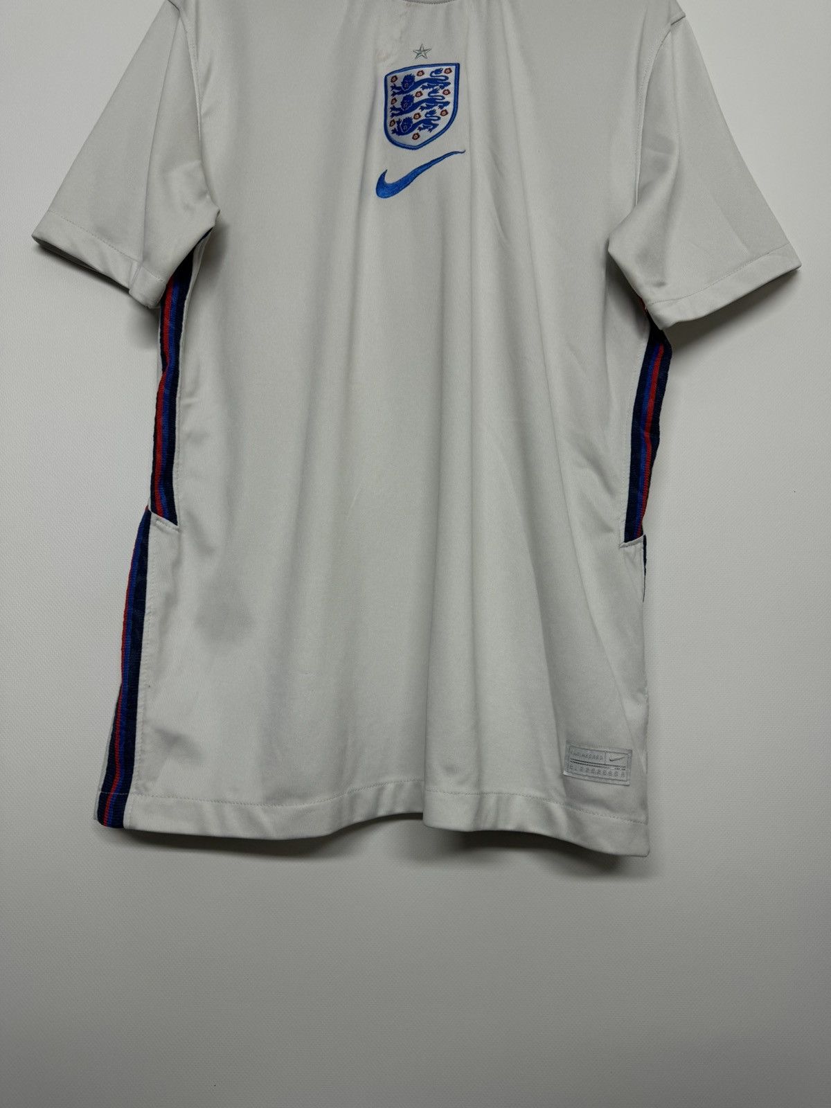 Nike Vintage Nike England National Team T-shirt jersey Size US M / EU 48-50 / 2 - 7 Thumbnail