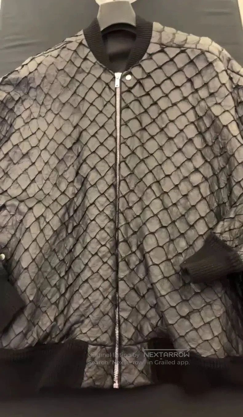 Rick Owens Rick Owens Black Bomber Jacket with Scales. Size US M / EU 48-50 / 2 - 5 Thumbnail