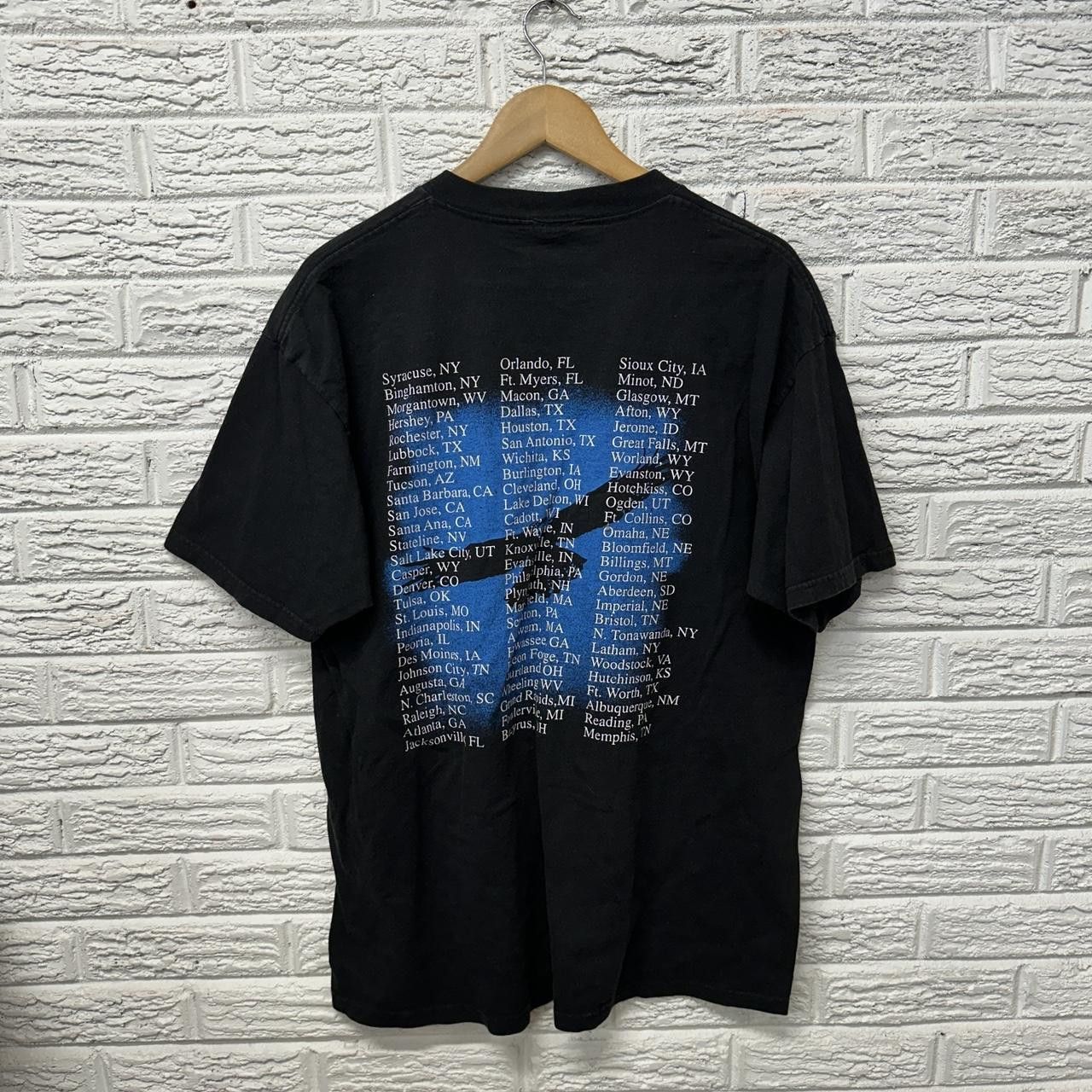 Vintage Vintage 1995 Blackhawk Band Tour Shirt XL Size US XL / EU 56 / 4 - 4 Thumbnail