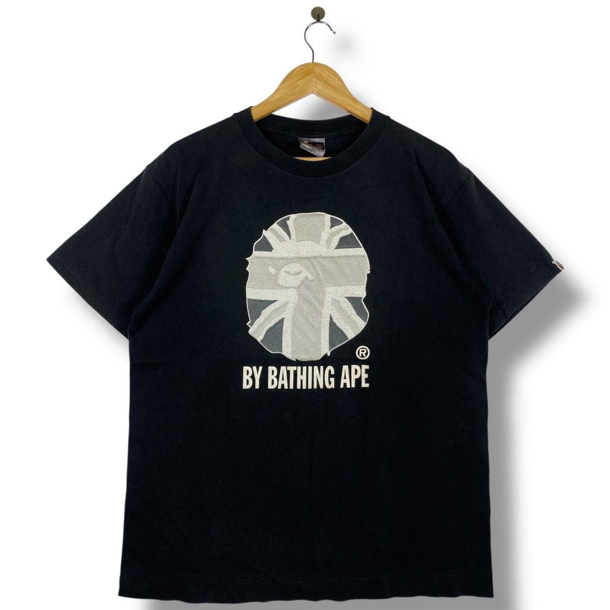 Bape Vintage Bape A BATHING APE Great Britain Big Head Tee Size US L / EU 52-54 / 3 - 1 Thumbnail