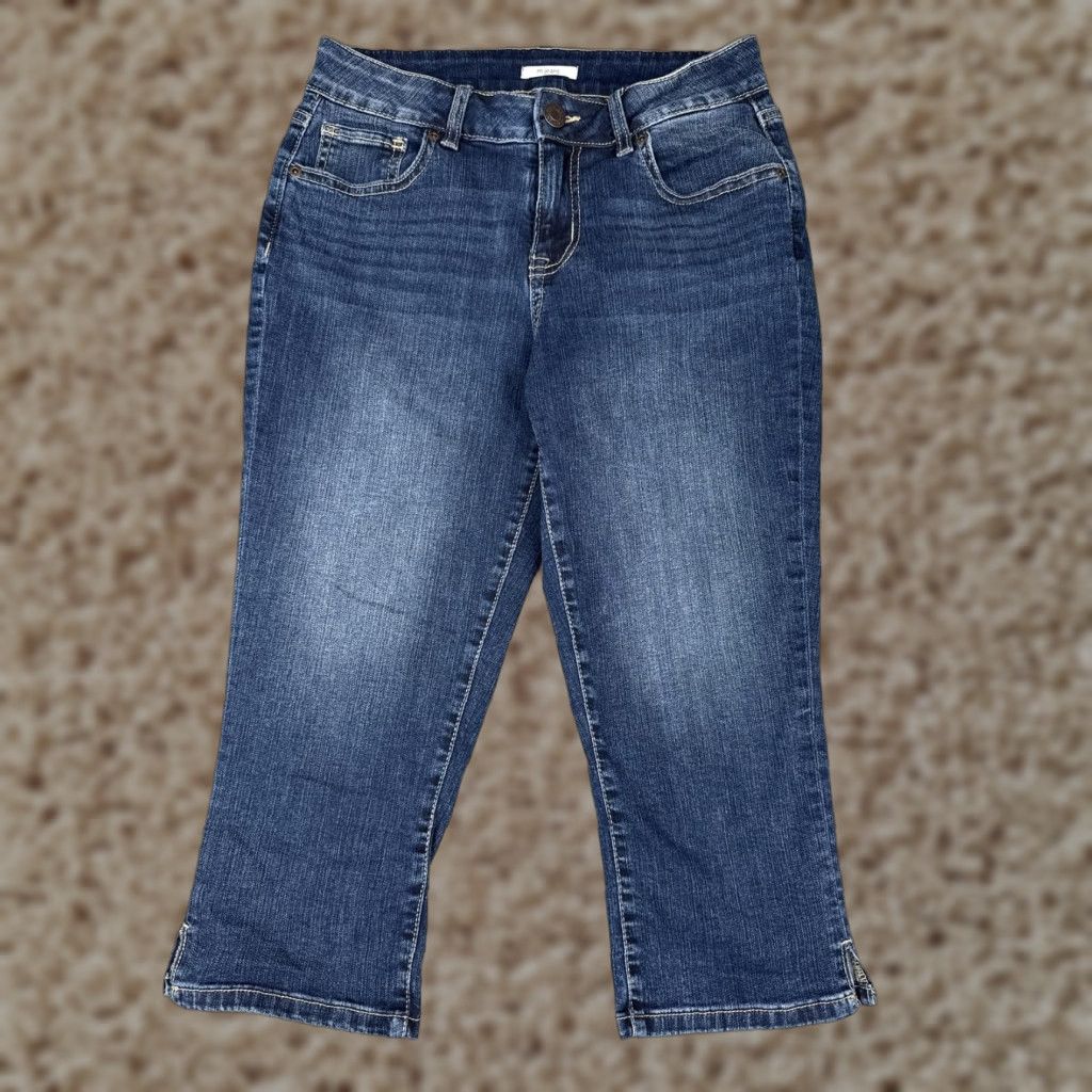M Jeans by Maurice's Capri Pants Womens 8 Blue Denim Cropped Stretch