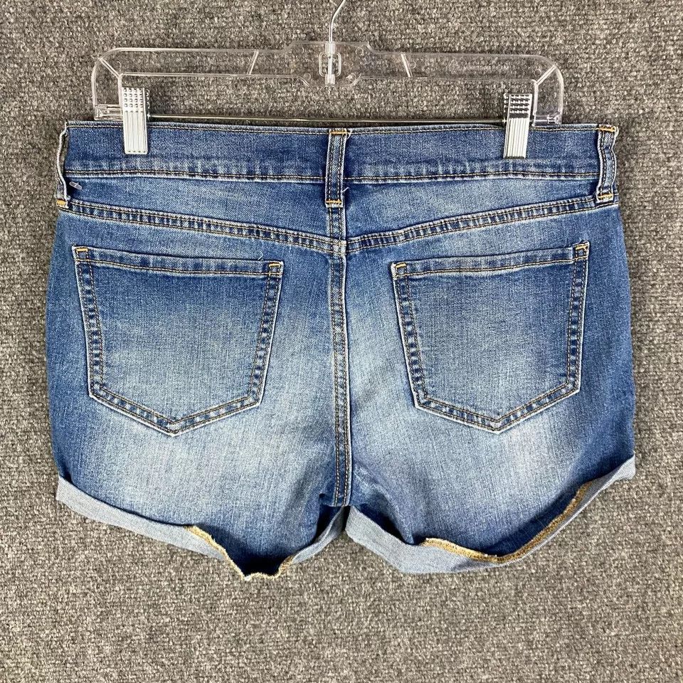 Old Navy Old Navy Shorts Women's Size 6 Semi Fitted Regular Denim Size 28" / US 6 / IT 42 - 4 Thumbnail