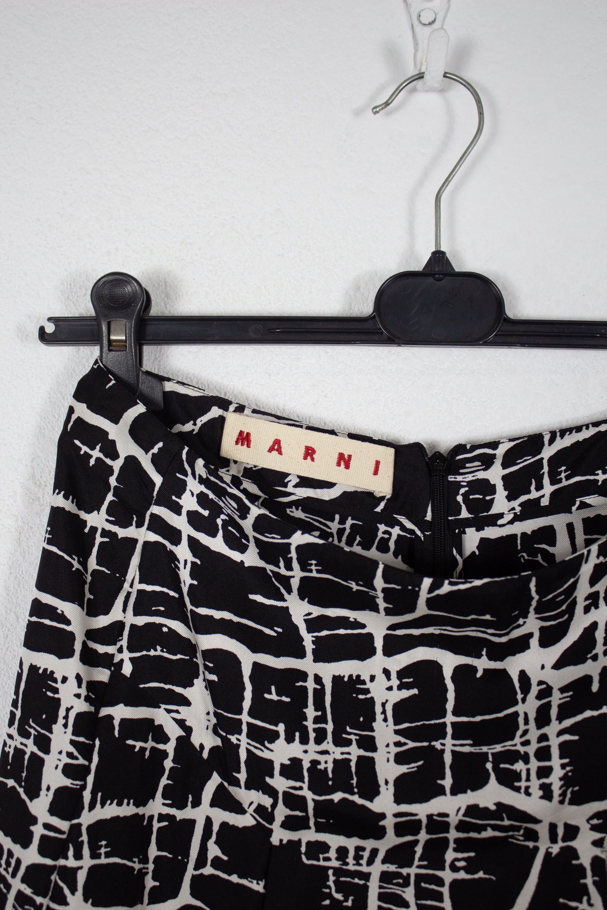 Marni Marni Silk Abstract Pattern Printed Skirt Size 26" / US 2 / IT 38 - 2 Thumbnail