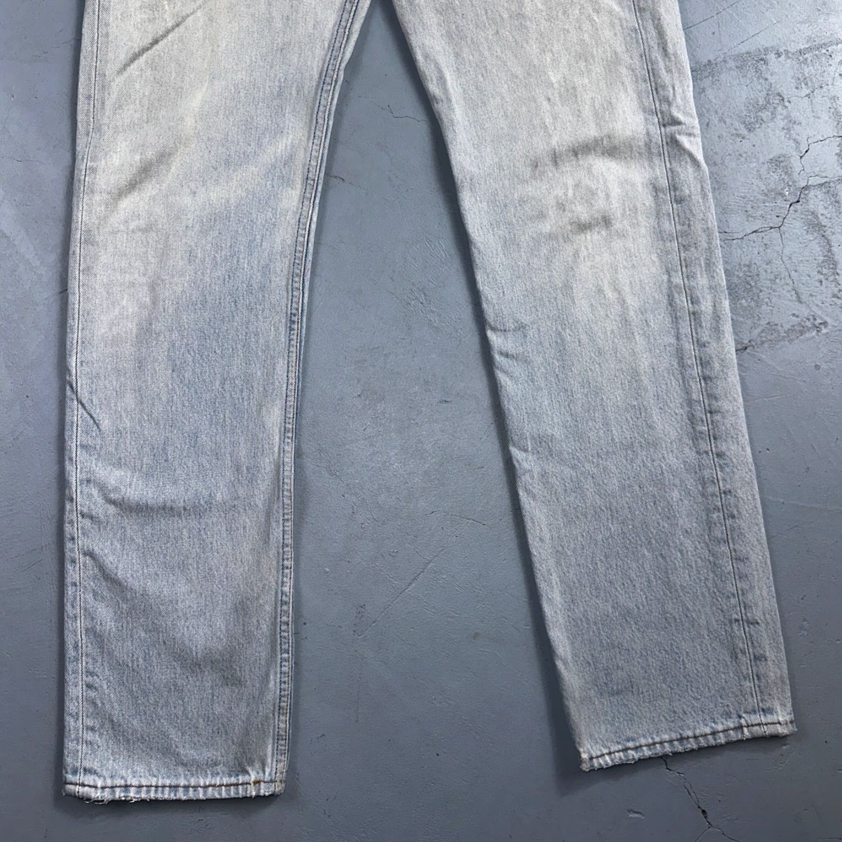 Levi's Levi's 501 Jeans Straight Men 34x38 Blue Light Wash Vintage 90s USA N/A Comfort Old School 501 Series Size US 34 / EU 50 - 3 Thumbnail