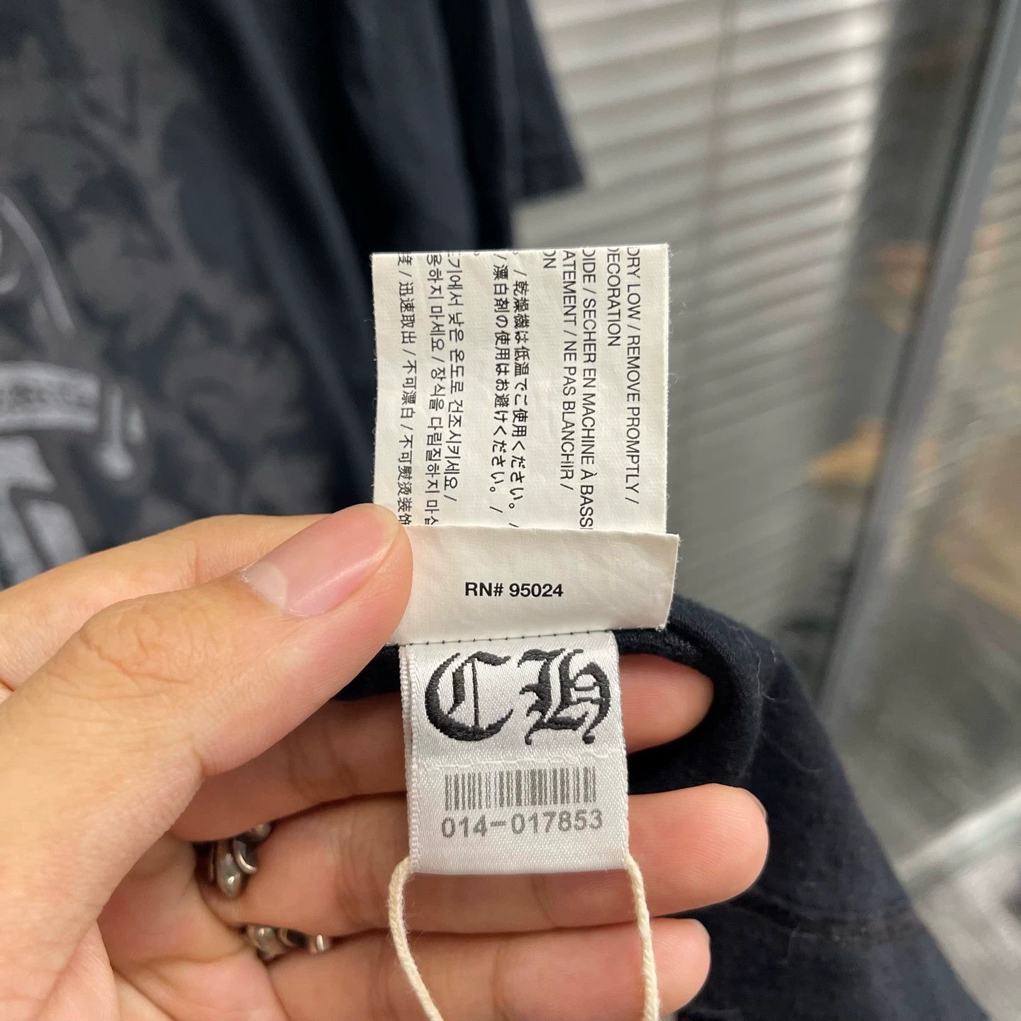 Chrome Hearts Chrome Hearts Black Foil Sword Vine Scroll Short Tee L Size L / US 10 / IT 46 - 8 Thumbnail