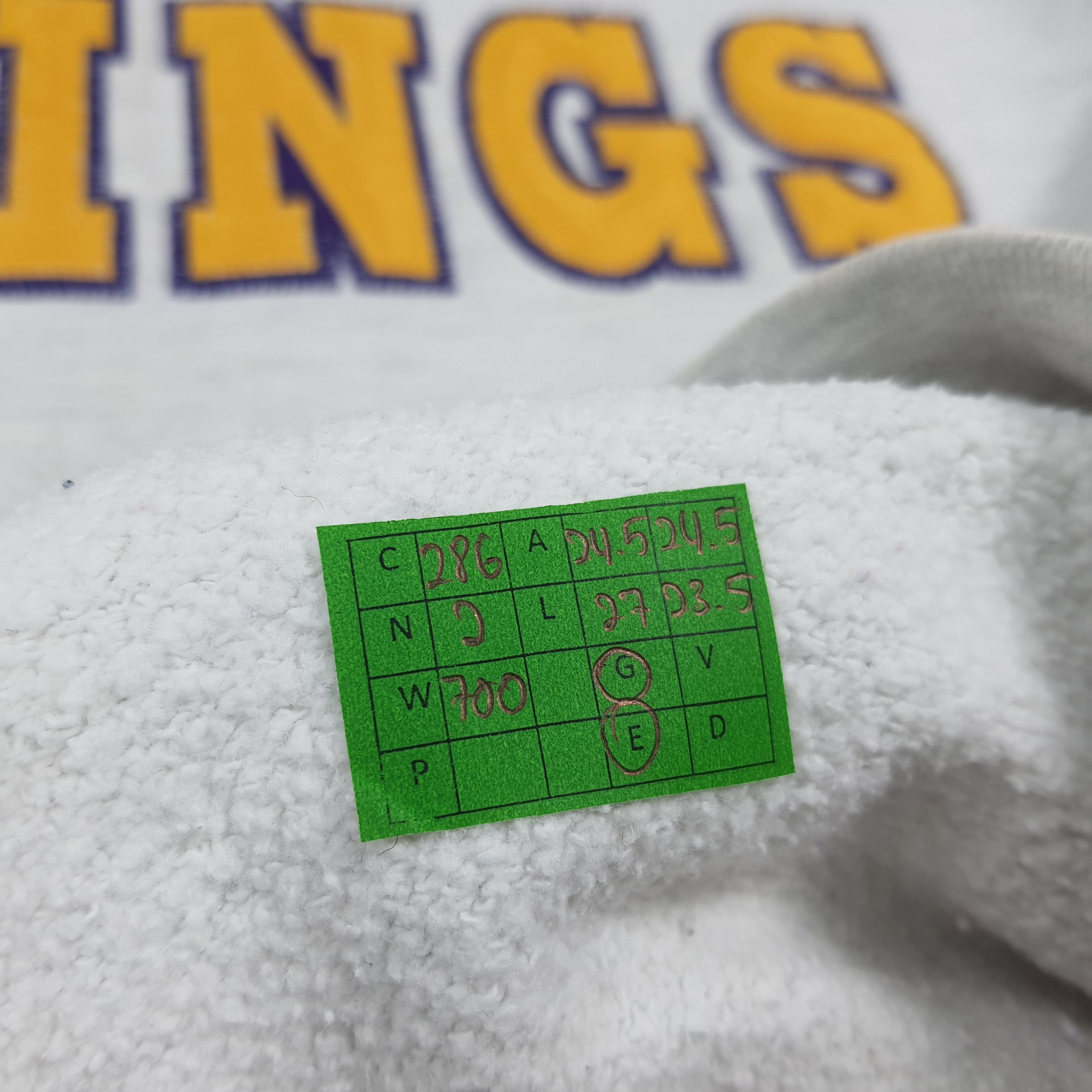 Russell Athletic Vintage 90s NFL Russell Minnesota Vikings Sweatshirt C286N2 Size US XL / EU 56 / 4 - 8 Thumbnail
