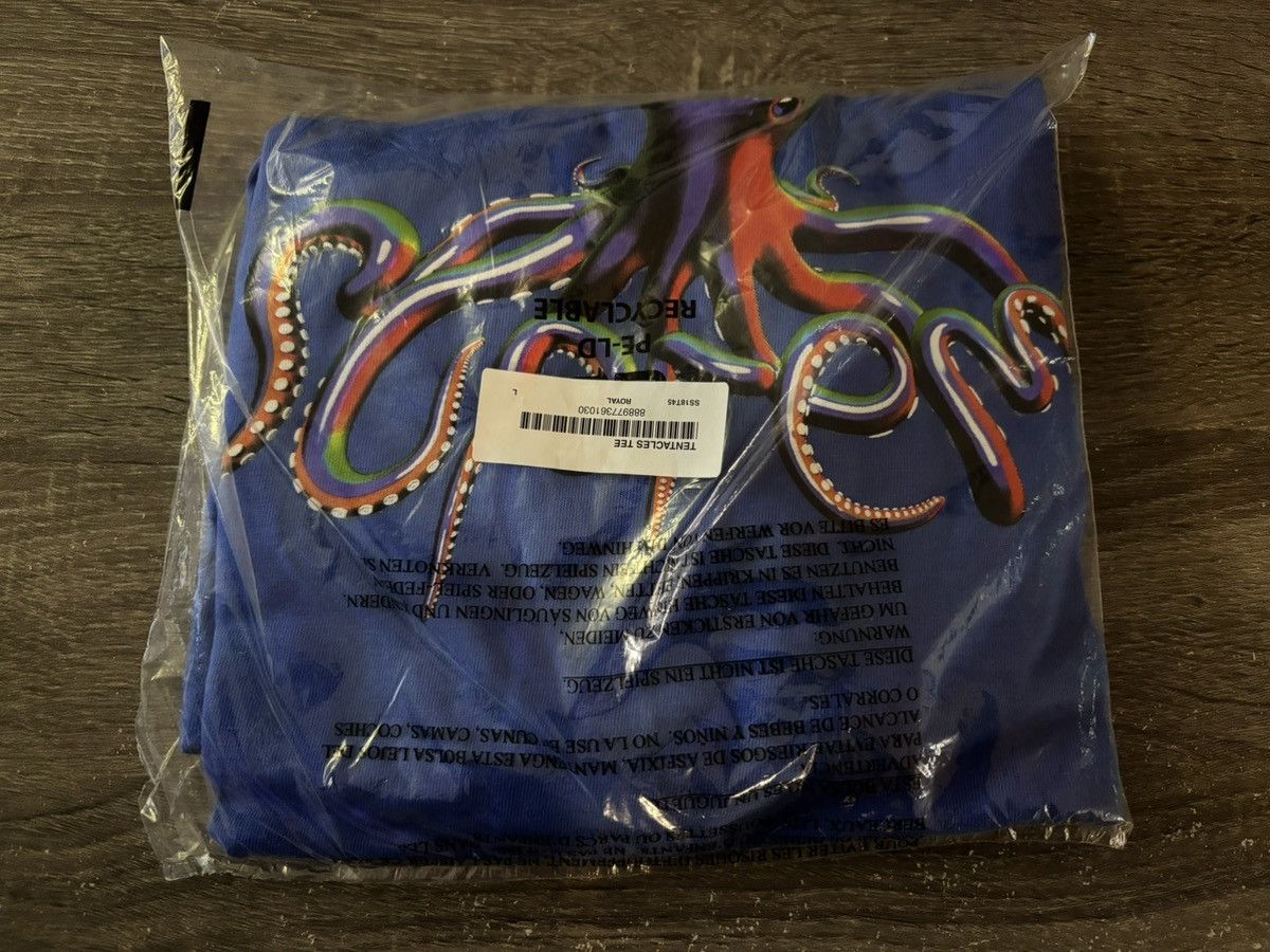 Supreme Supreme Tentacles Tee Royal Blue SS18 Size US L / EU 52-54 / 3 - 3 Thumbnail