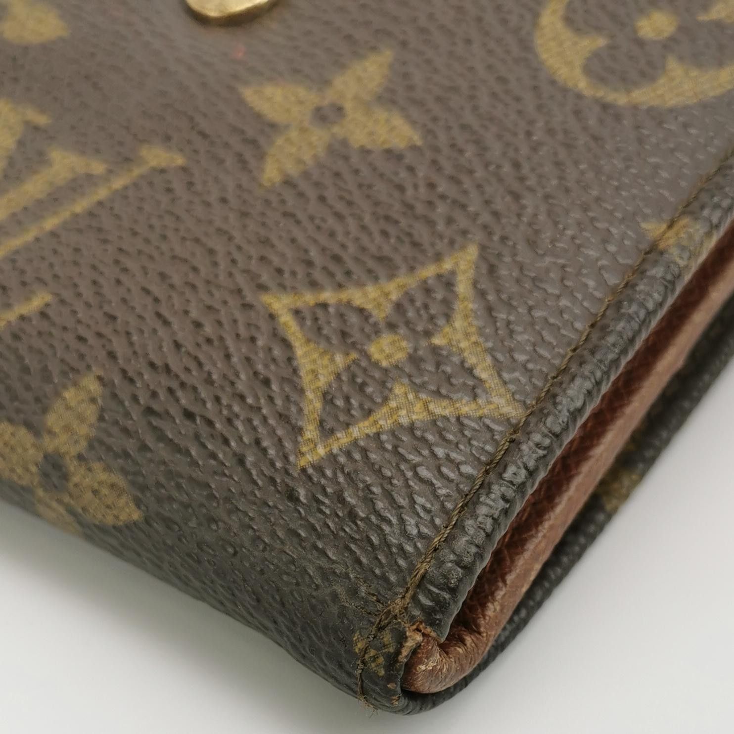 Louis Vuitton Louis Vuitton (LV) Victorine vintage flower button wallet - Size ONE SIZE - 8 Thumbnail