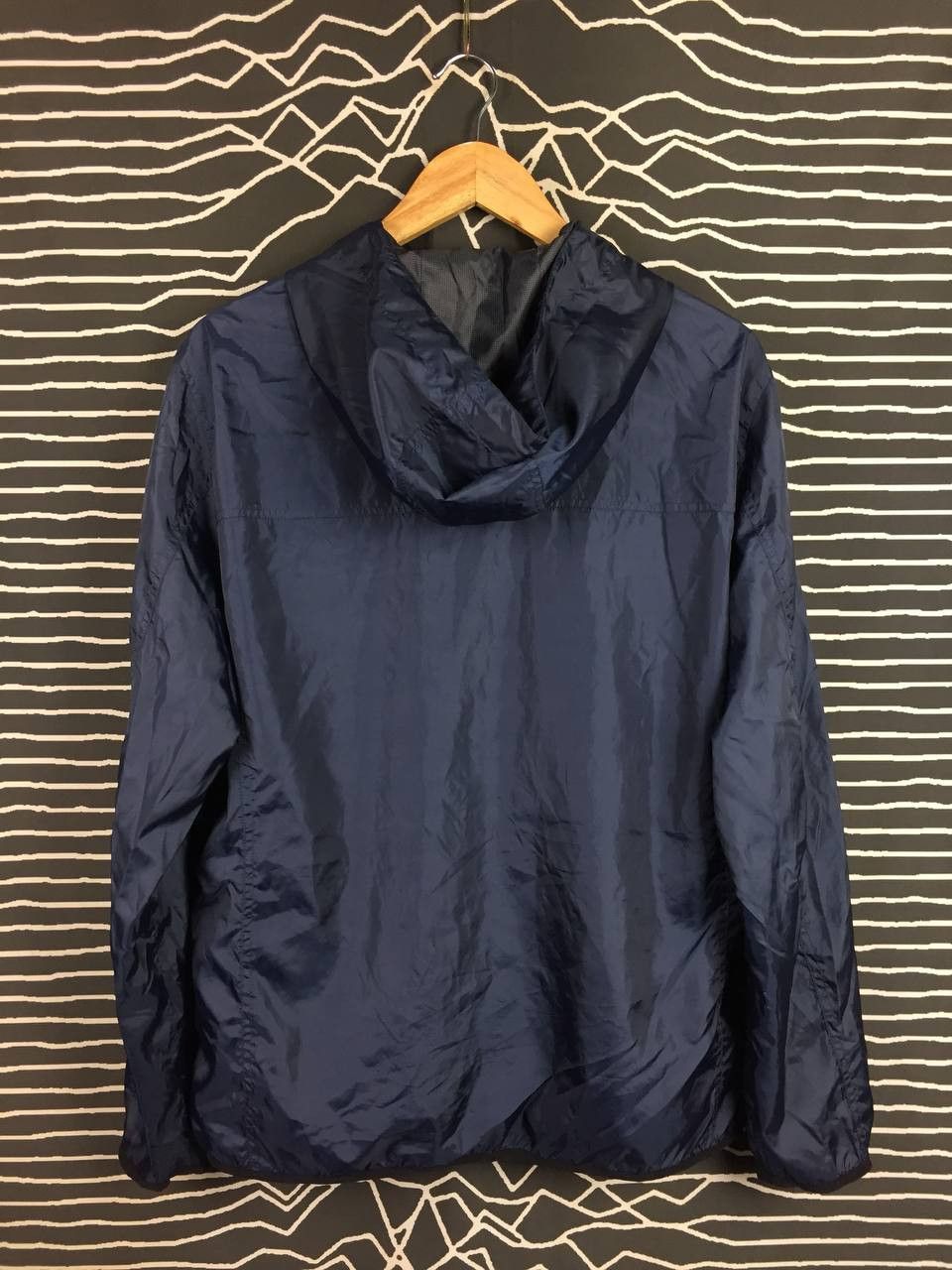 Converse Converse Chuck Taylor Lightweight Hooded Windbreaker Jacket Size US L / EU 52-54 / 3 - 9 Thumbnail