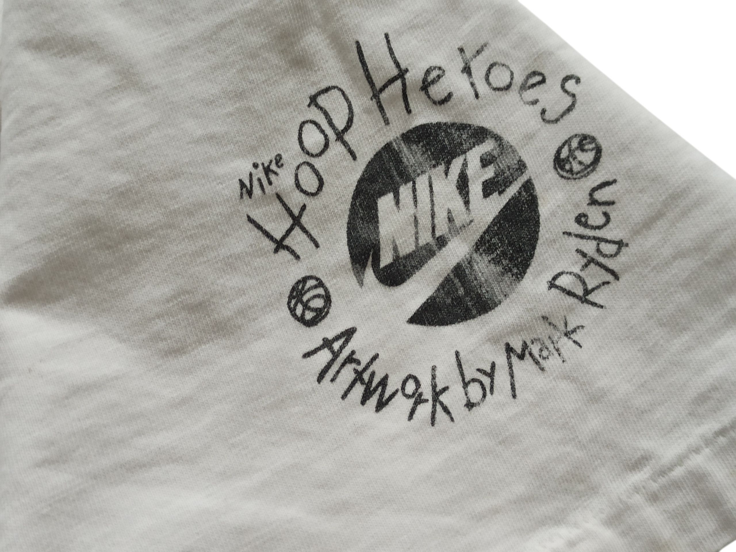 Nike Nike Jordan Hoop Heroes Mark Ryden Vintage Tee No Tag Size US L / EU 52-54 / 3 - 3 Thumbnail