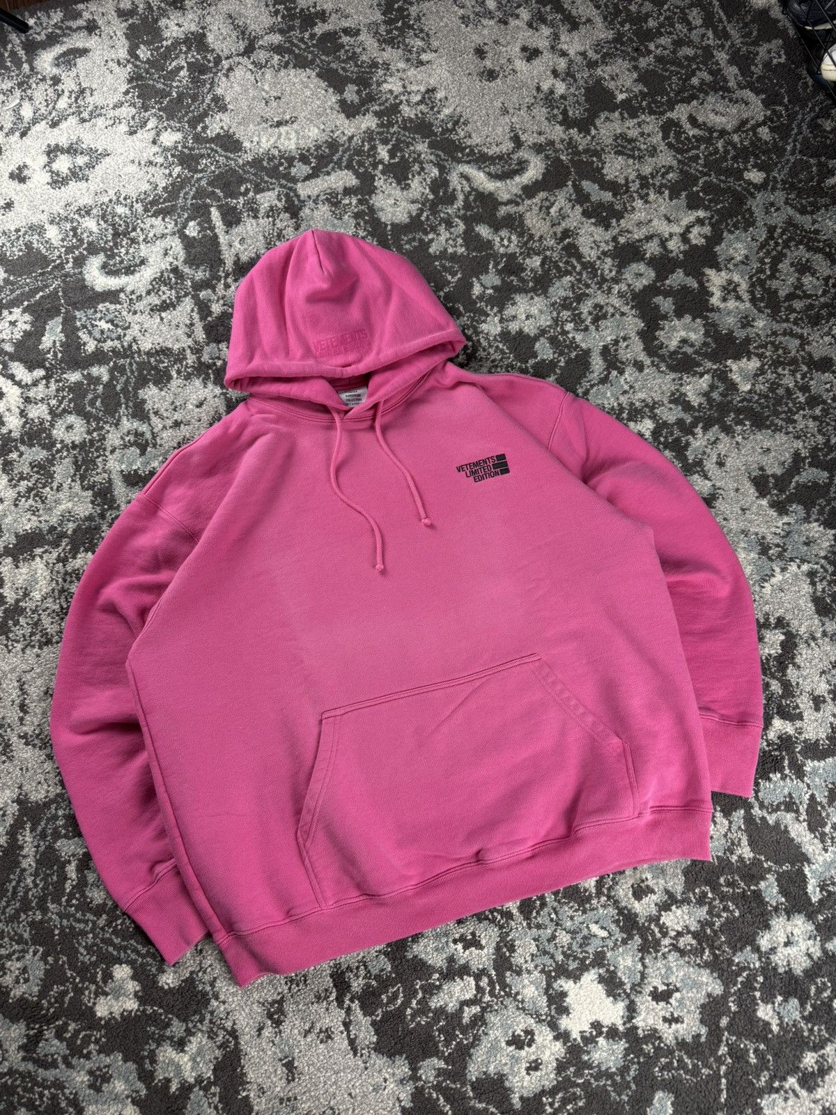 Vetements Vetements Limited Edition Pink Hoodie L Size US L / EU 52-54 / 3 - 3 Thumbnail