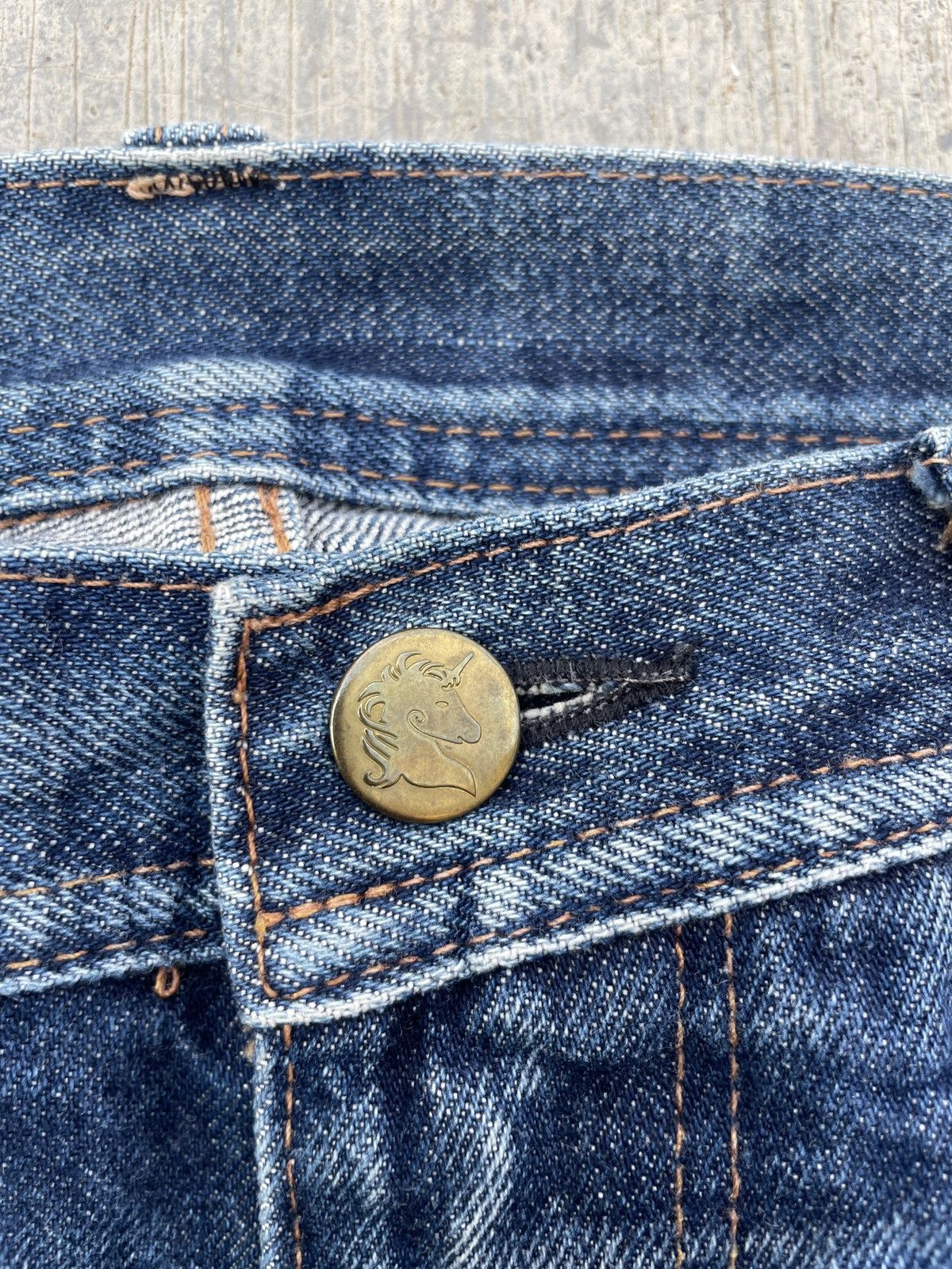 Japanese Brand 2000s JAPANESE BRAND RNASLANG COWHIDE PATTERN DISTRESS JEANS Size 30" / US 8 / IT 44 - 4 Thumbnail