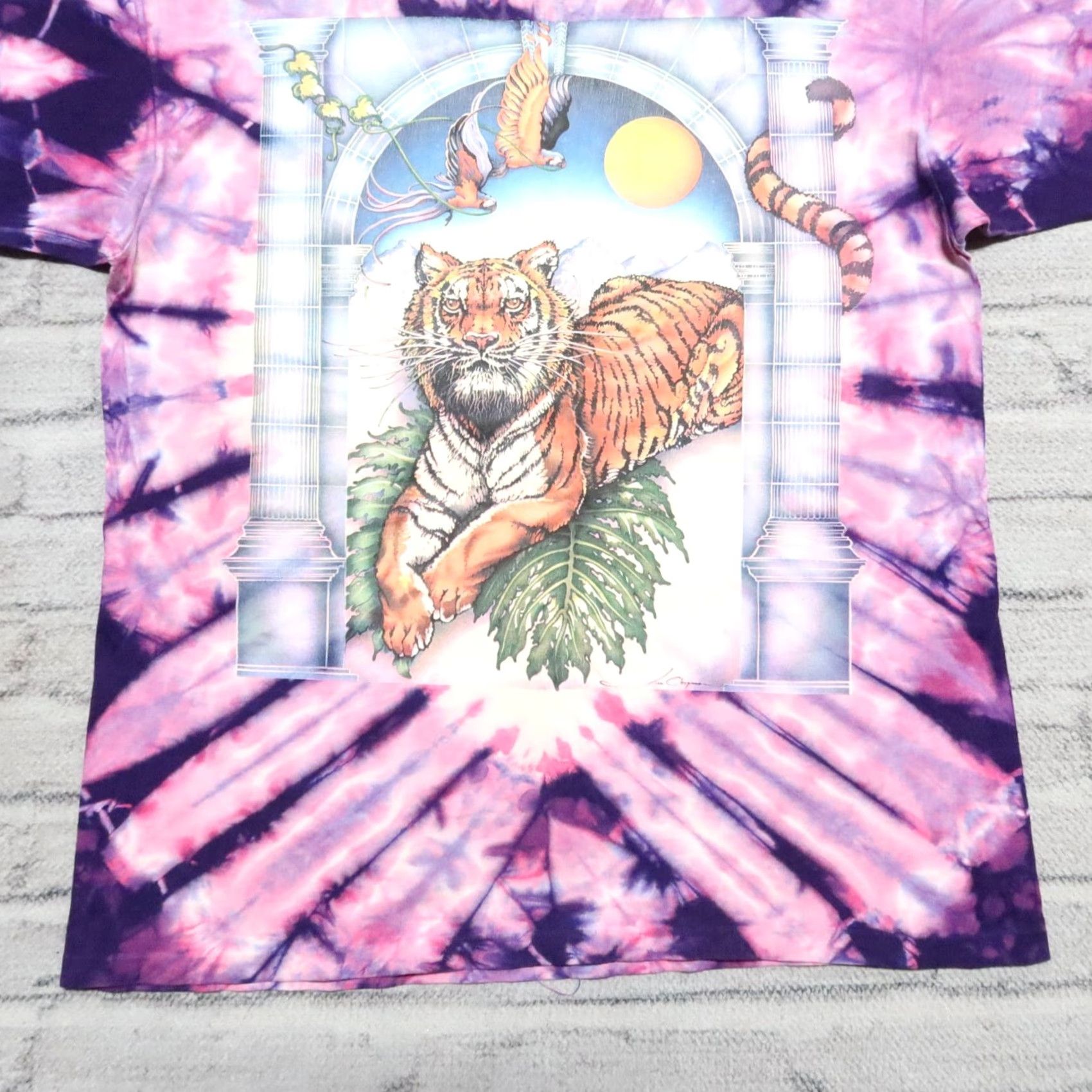 Puma Vintage Chapman Graphics Wildlife Shirt XL Tie Dye Mens Shirt Size US XL / EU 56 / 4 - 3 Thumbnail