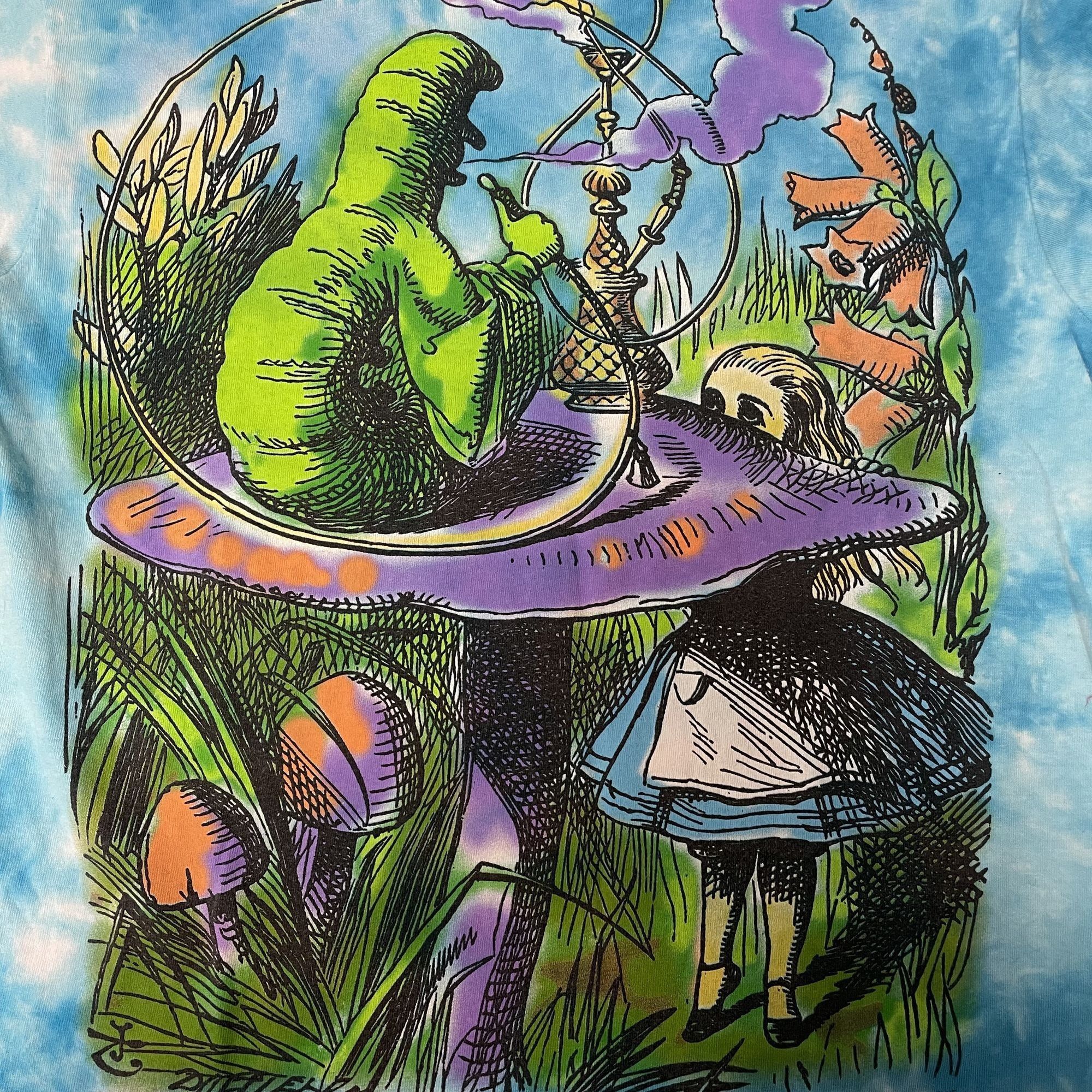 Liquid Blue Liquid Blue Alice in Wonderland SMOKING CATERPILLAR TYE DYE Size US L / EU 52-54 / 3 - 2 Thumbnail