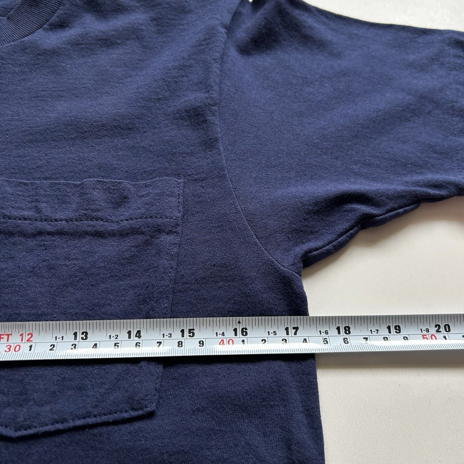 Vintage Vintage 90s Sun Faded Navy Blue Pocket T Shirt Small Rare Size US S / EU 44-46 / 1 - 5 Thumbnail