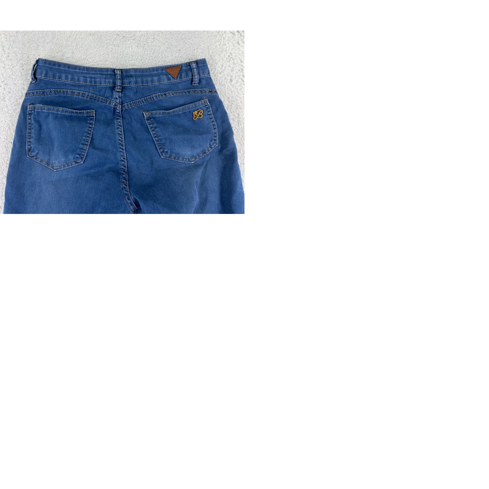 Vintage Red Bottoms Jeans Womens Capri Denim Blue 27 Inseam 22 Slim Stretch Cotton 9 Regular 5-Pocket Zipper Distressed Size 30" / US 8 / IT 44 - 10 Thumbnail