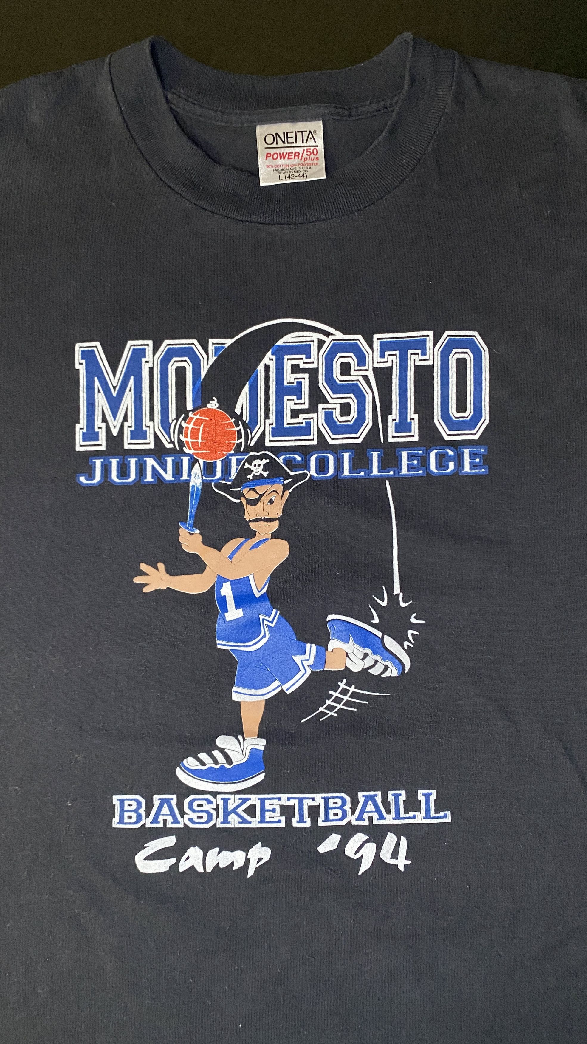 Vintage Vintage 1994 Modesto JC Basketball Camp T-Shirt Oneita Size US L / EU 52-54 / 3 - 2 Thumbnail