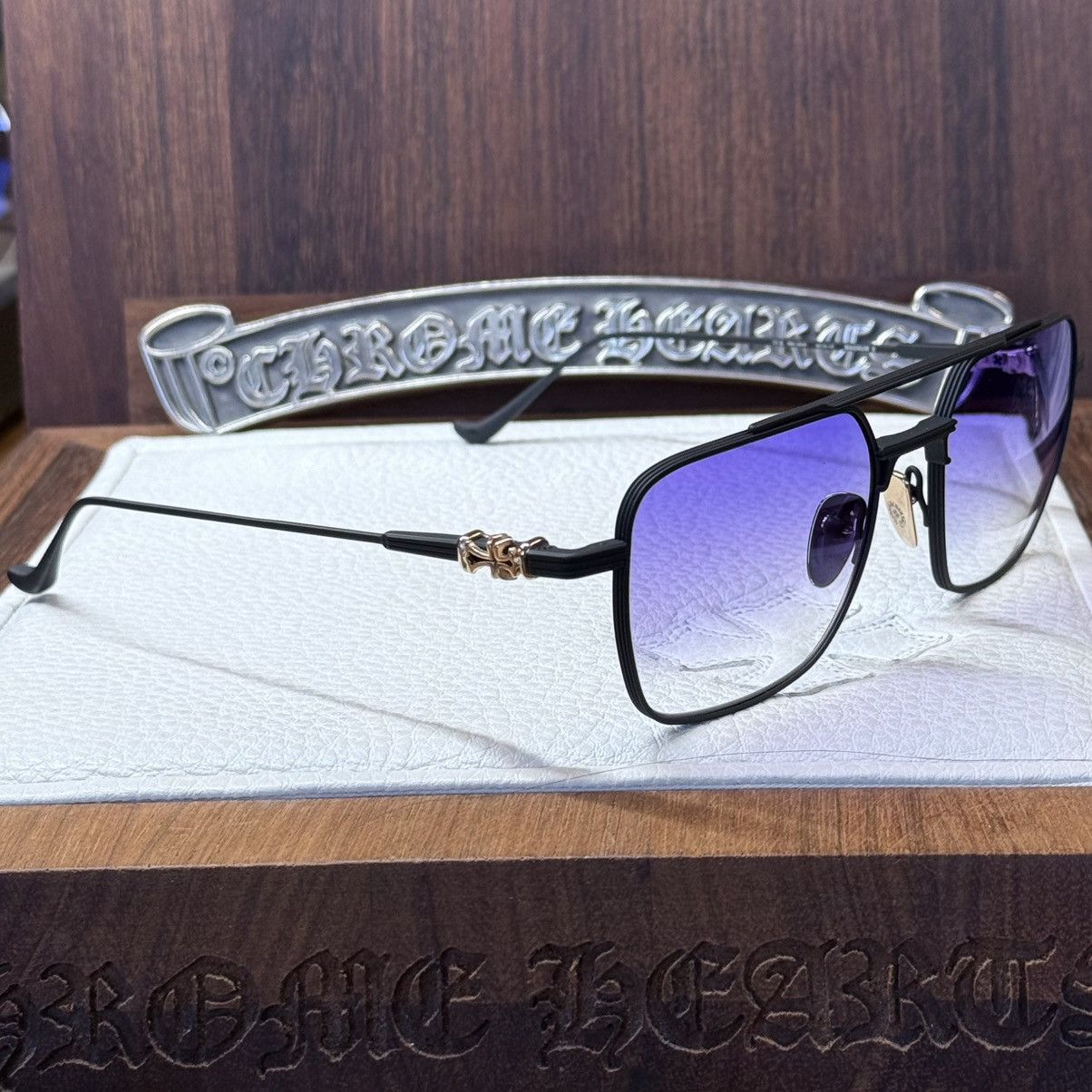 Chrome Hearts Chrome Hearts MAGNUM II 1/1 Lüx Lilac Sunglasses Size ONE SIZE - 5 Thumbnail