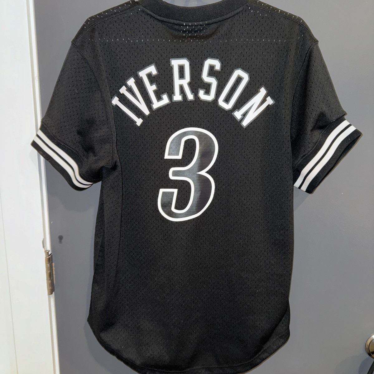 Mitchell & Ness Allen Iverson Sixers Baseball Jersey Size US M / EU 48-50 / 2 - 2 Thumbnail