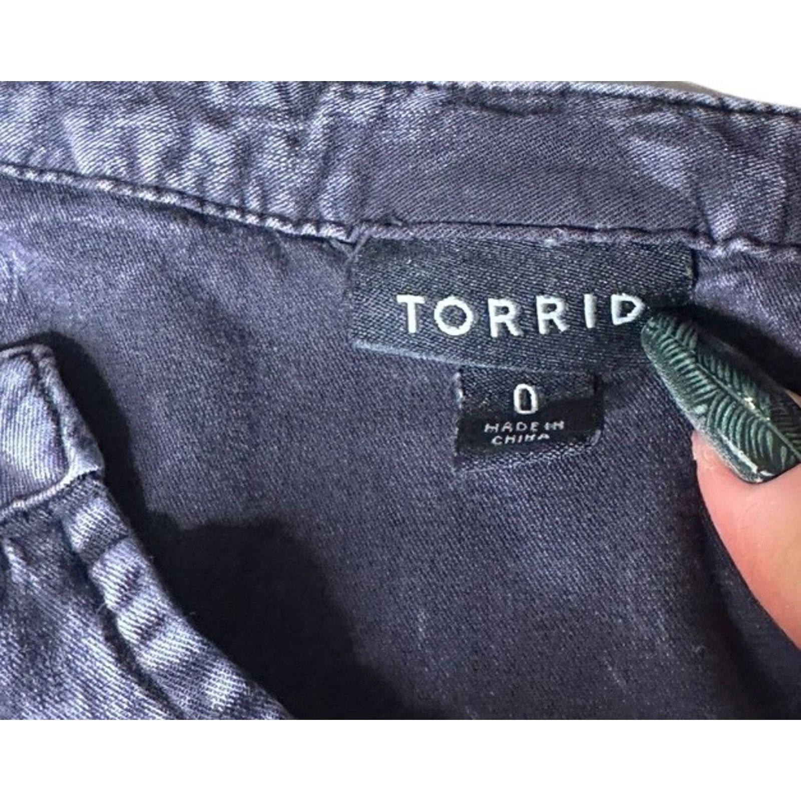 Other Torrid Mini Challis Zip-Front Shirt Dress Acid Wash Black L Size L / US 10 / IT 46 - 8 Thumbnail