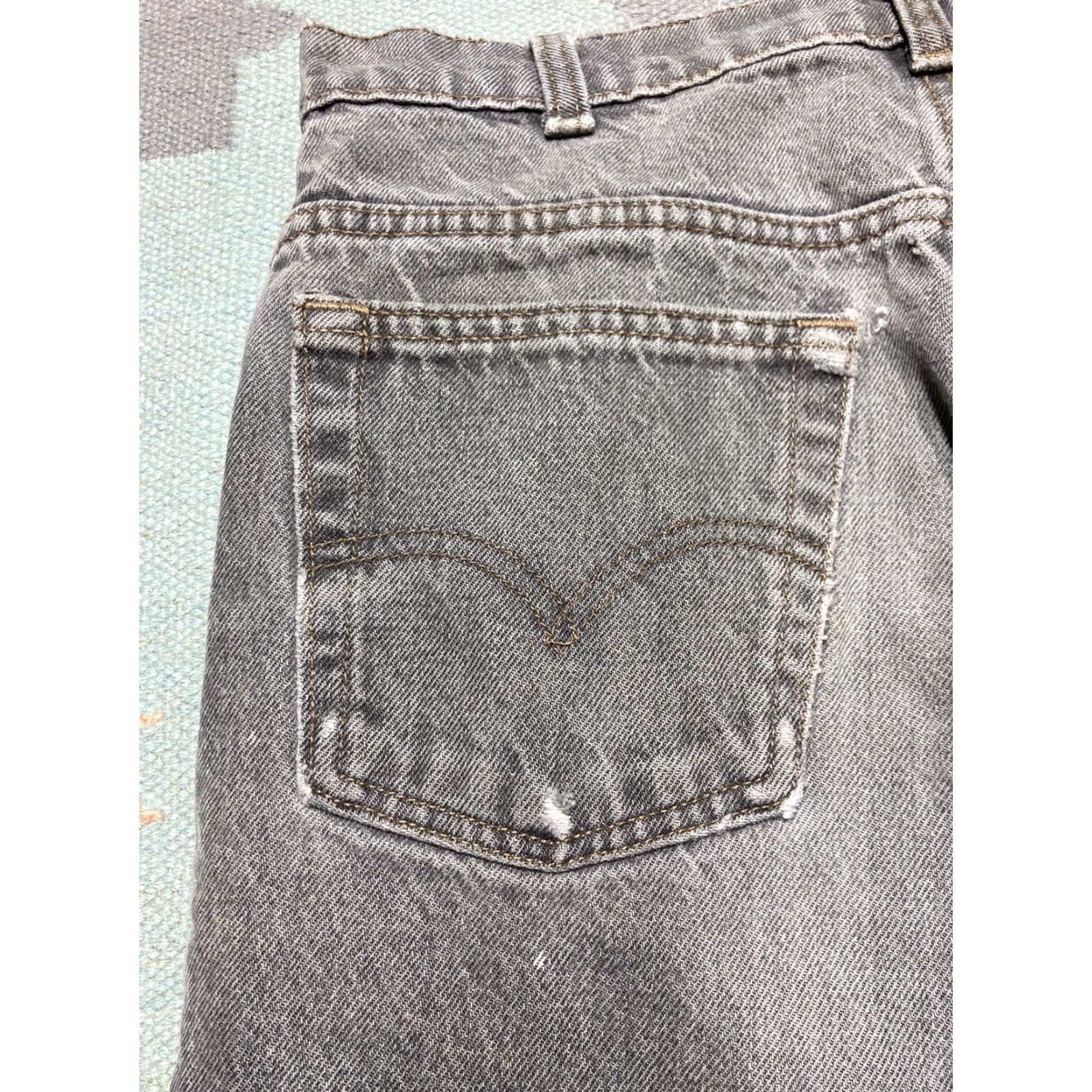 Levi's VINTAGE Levi’s Jeans 40505 0259 Straight Baggy Faded Black Grunge 31x33 Mens Jeans Size US 31 - 6 Thumbnail