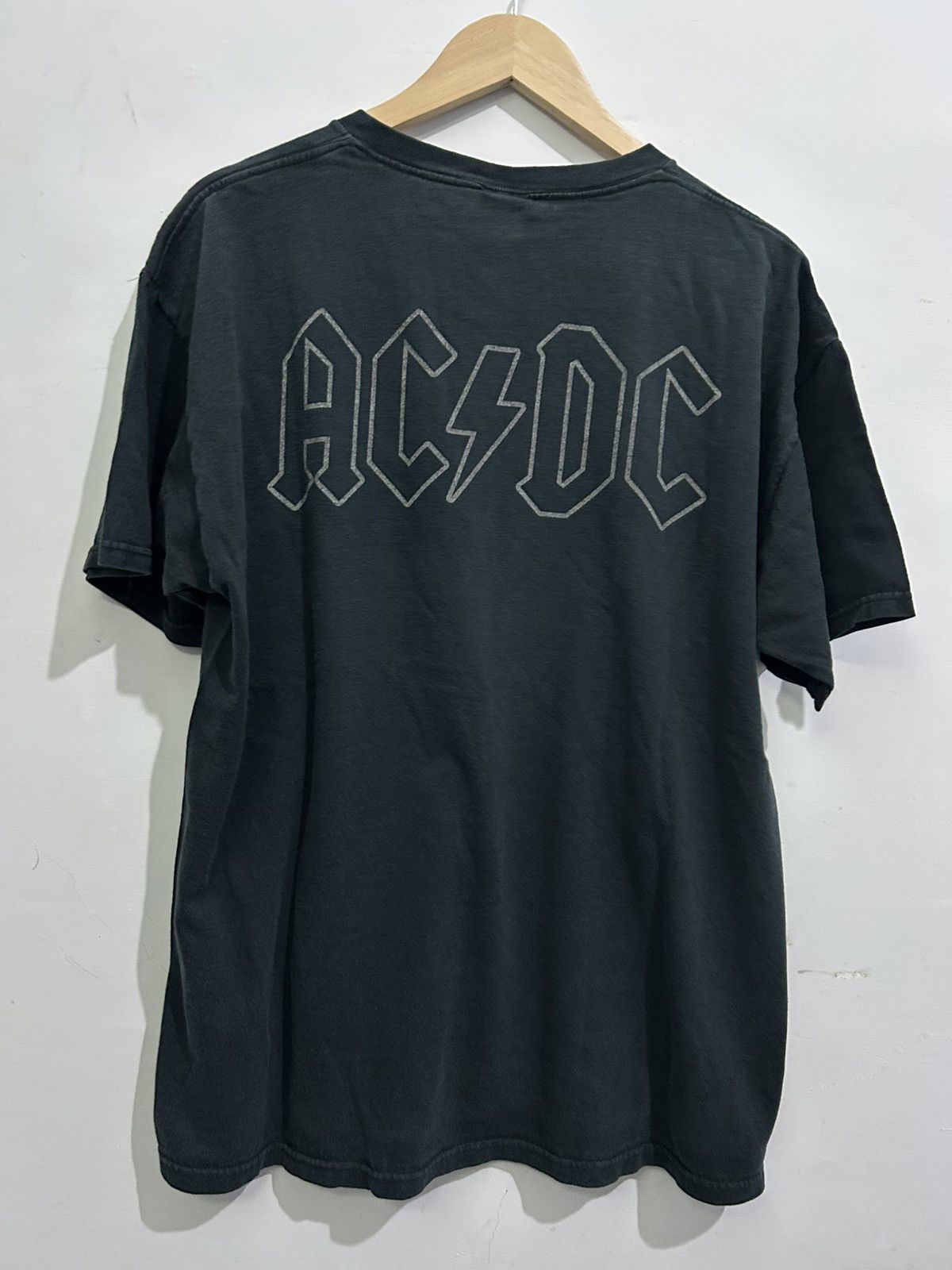 AC/DC Vintage Distressed 90s ACDC band tee Size US XL / EU 56 / 4 - 4 Thumbnail