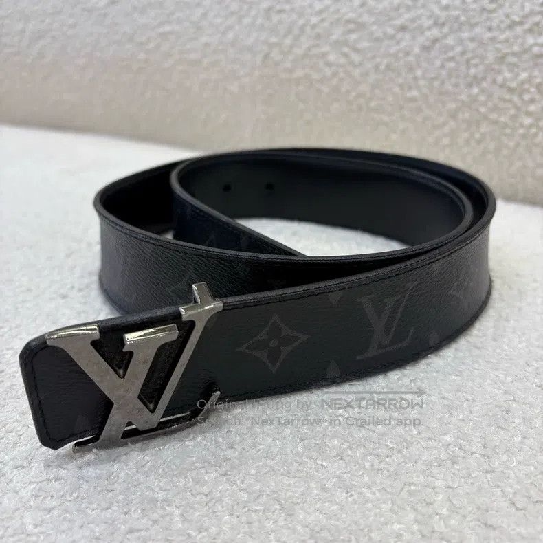 Louis Vuitton Louis Vuitton Classic Black Flower Belt Size ONE SIZE - 2 Thumbnail