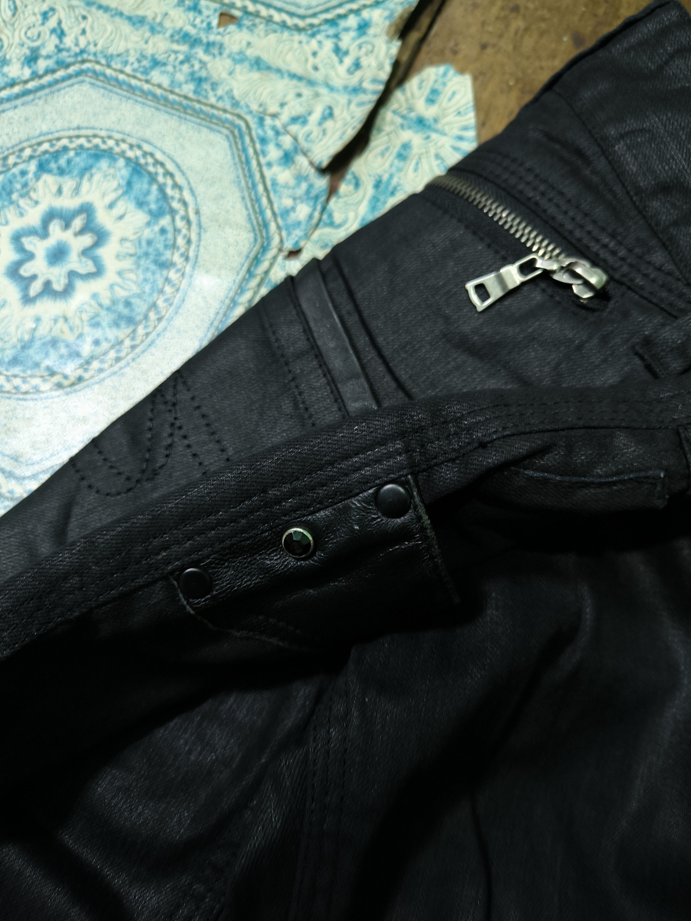 14th Addiction Semantic Design Black Coated Jeans Size US 30 / EU 46 - 4 Thumbnail