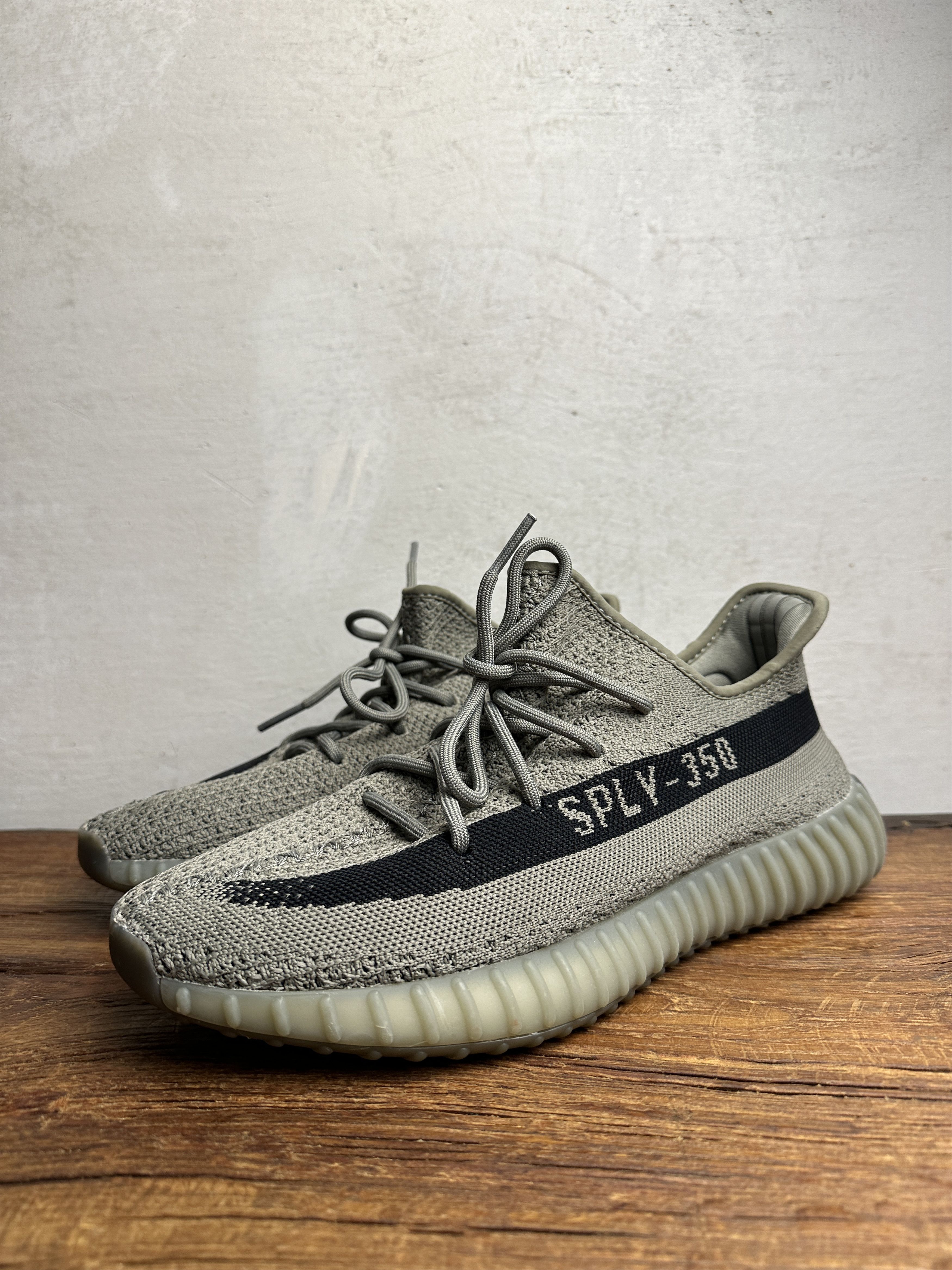 Adidas Adidas Yeezy Boost 350 V2 Olive HQ2059 Sneakers Size US 10.5 / EU 43-44 - 2 Thumbnail