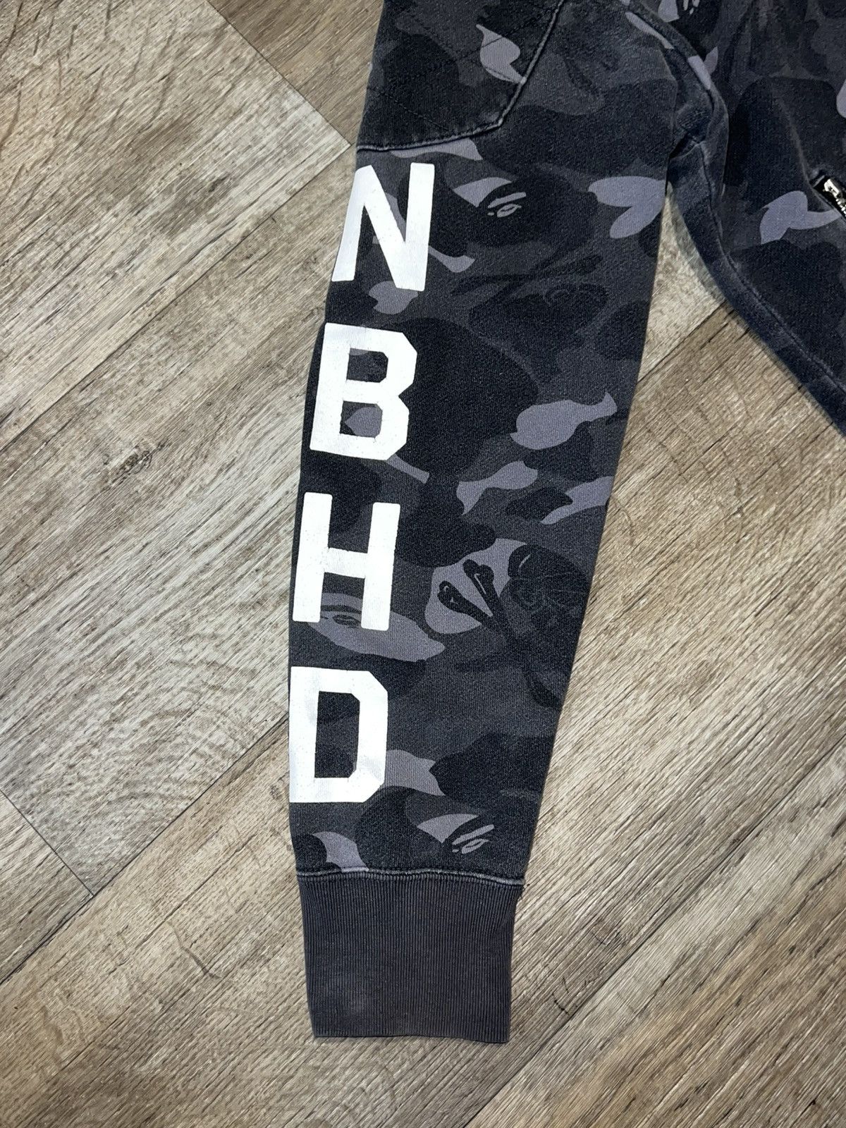 Bape × Neighborhood Bape x Neighborhood Split Camo Shark Full Zip Hoodie Size US S / EU 44-46 / 1 - 3 Thumbnail