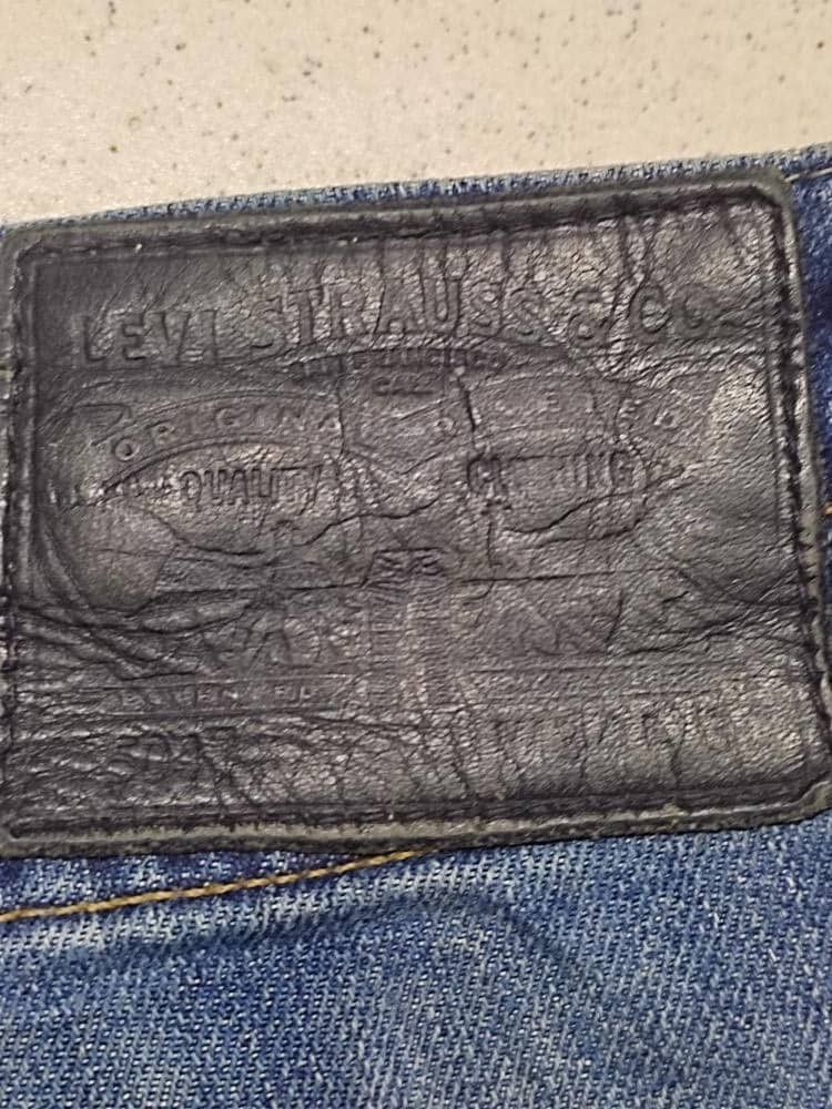 Levi's × Levi's Vintage Clothing LEVIS DISTRESSED JEANS VINTAGE LOOK Size US 37 - 8 Thumbnail